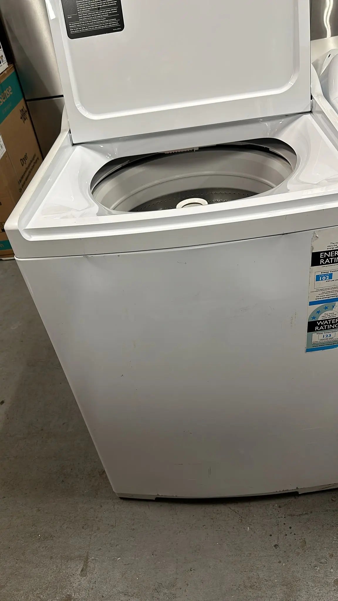 Refurbished Fisher & Paykel 8.5 Kgs top loader washing machine | SYDNEY