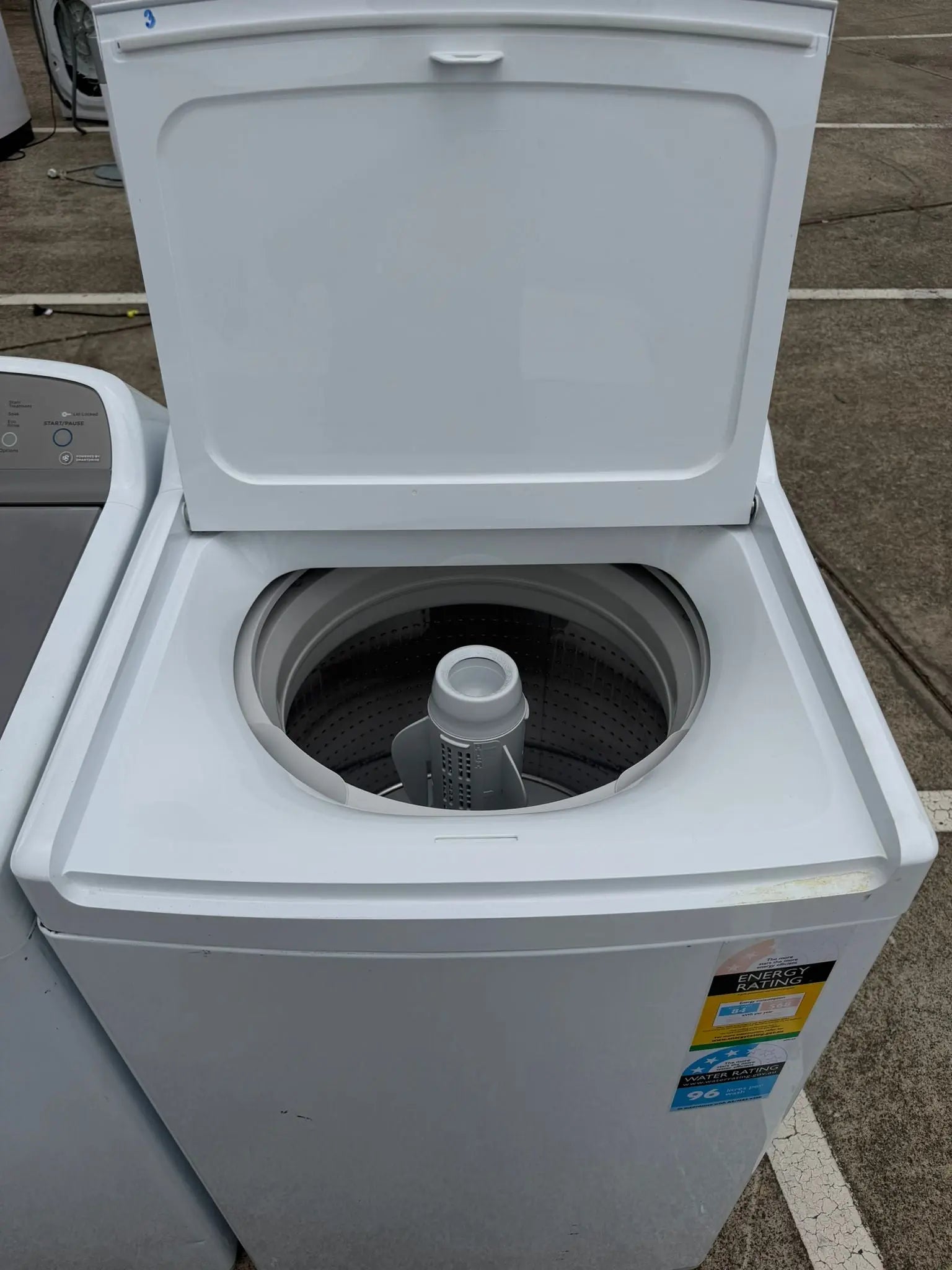 Refurbished Fisher & Paykel 8.5kg Top Load Washing Machine | BRISBANE