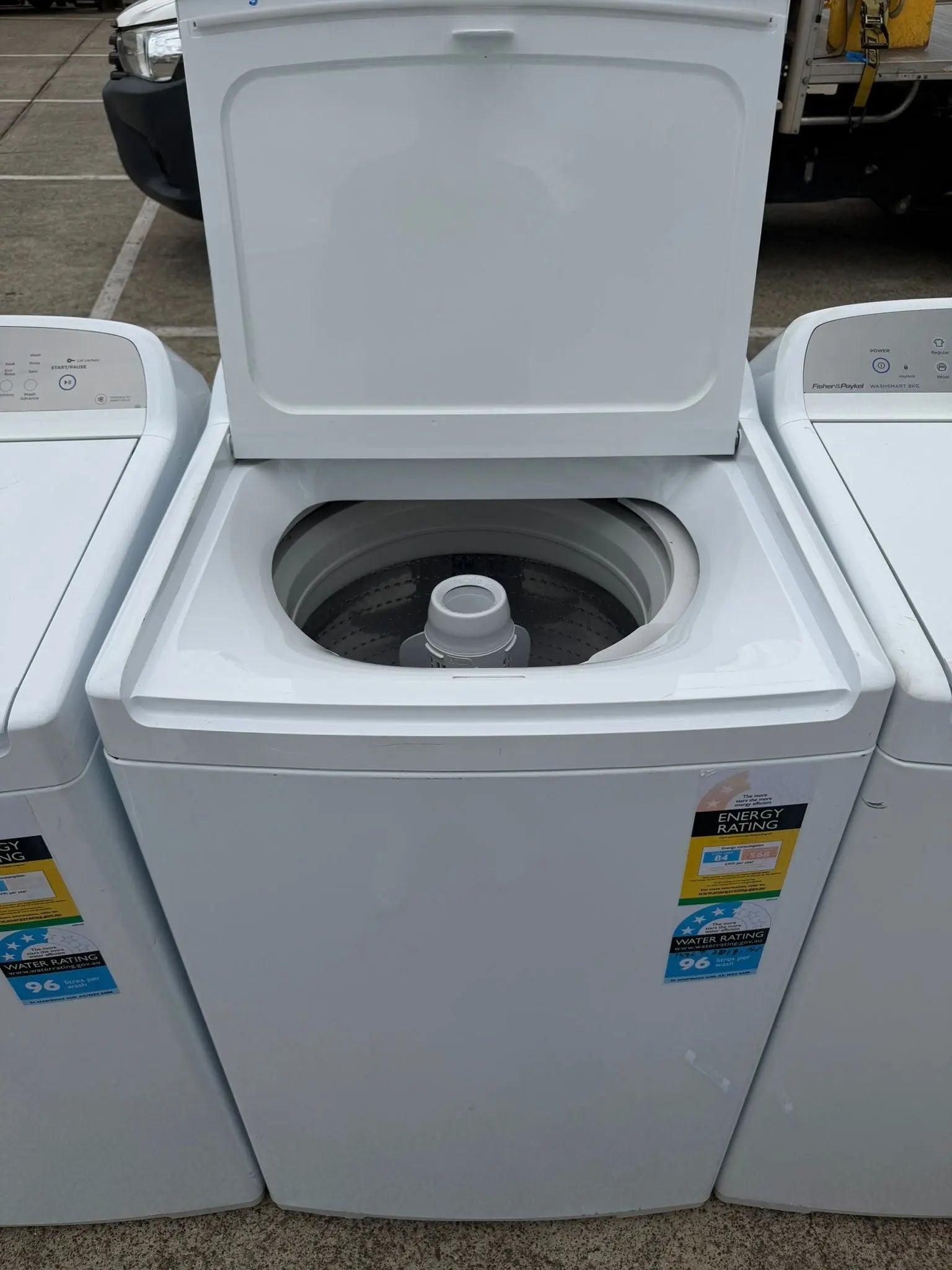 Refurbished Fisher & Paykel 8.5kg Top Load Washing Machine | BRISBANE