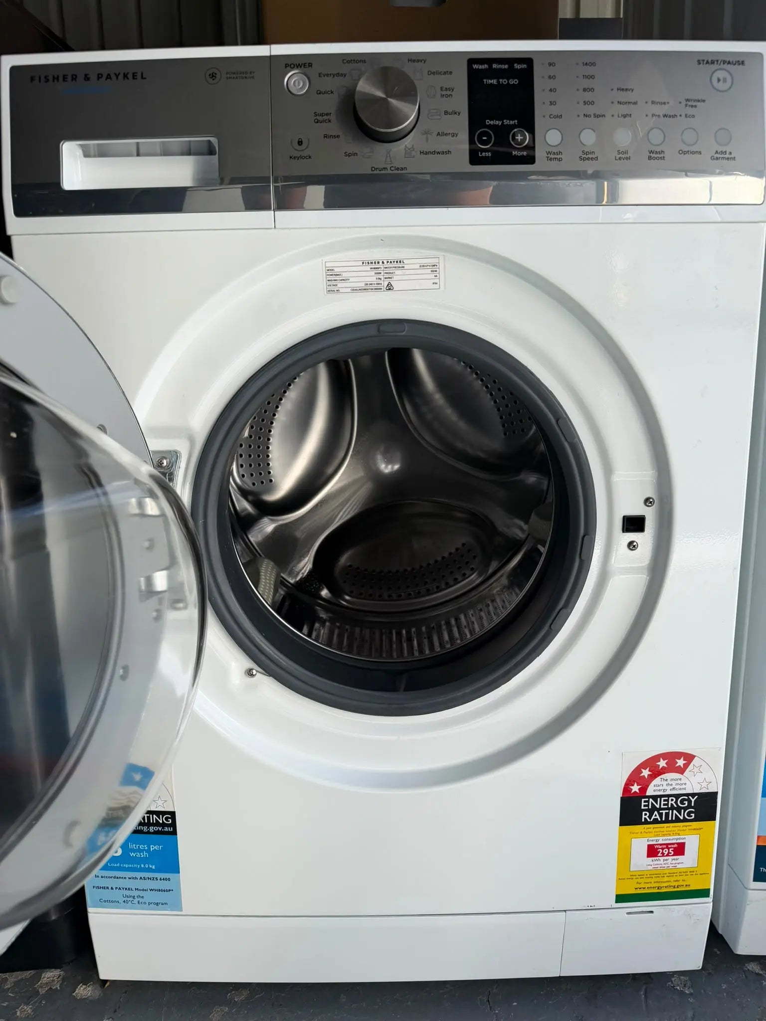 Refurbished Fisher & Paykel 8kg Front Load Washer | BRISBANE