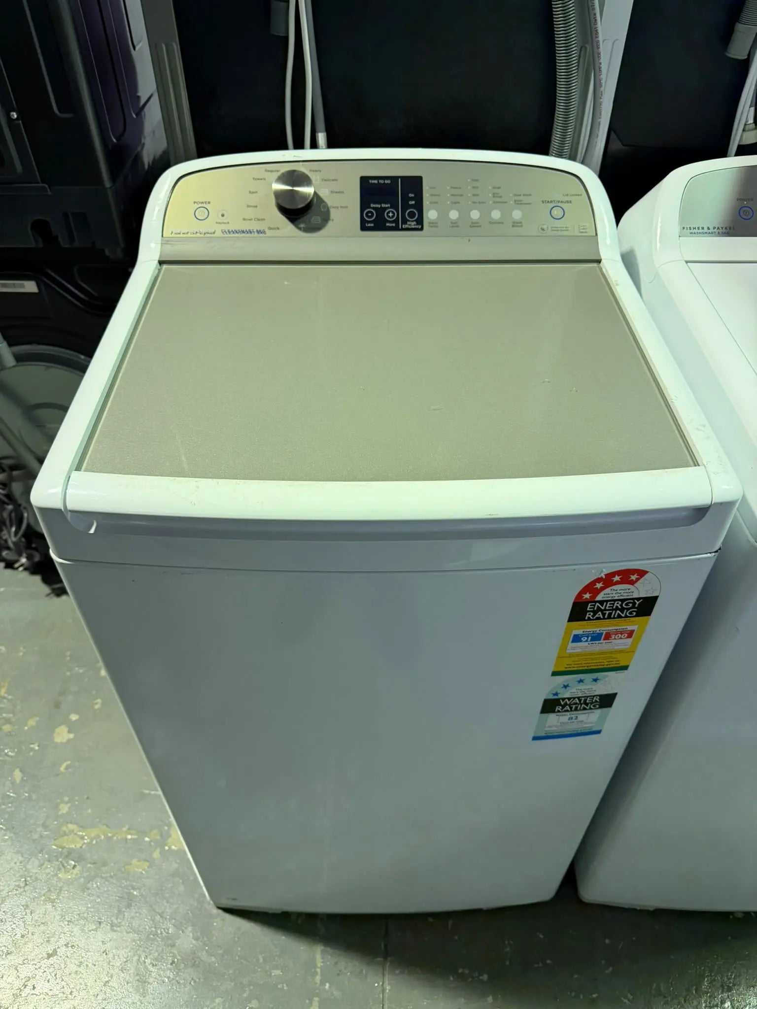 Refurbished Fisher & Paykel 8kg Top Load Washing Machine | BRISBANE