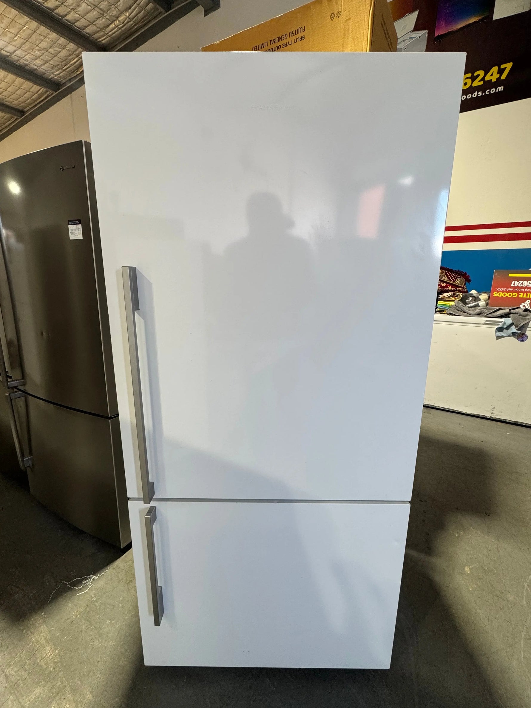 Refurbished Fisher & Paykel E522BRWFD4 519L Bottom Mount Fridge Freezer