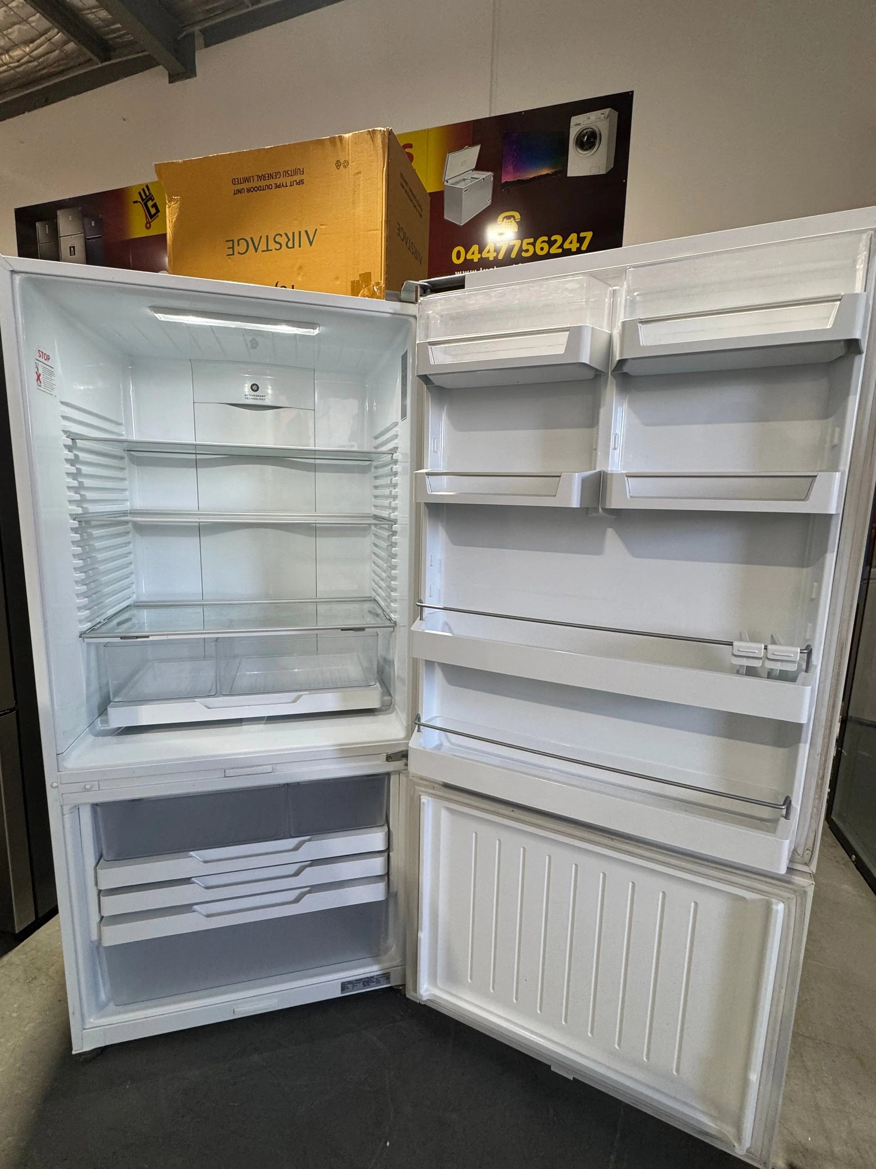 Refurbished Fisher & Paykel E522BRWFD4 519L Bottom Mount Fridge Freezer