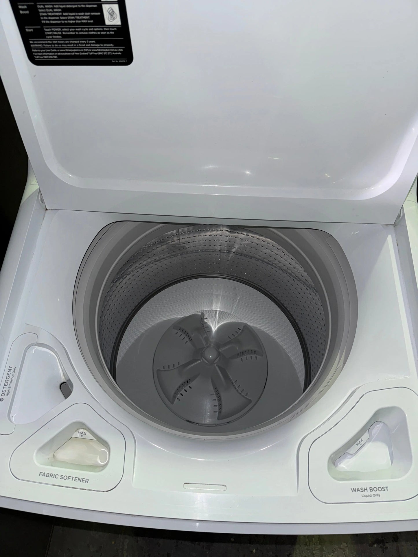 Refurbished Fisher and Paykel 10kg washing machine | PERTH