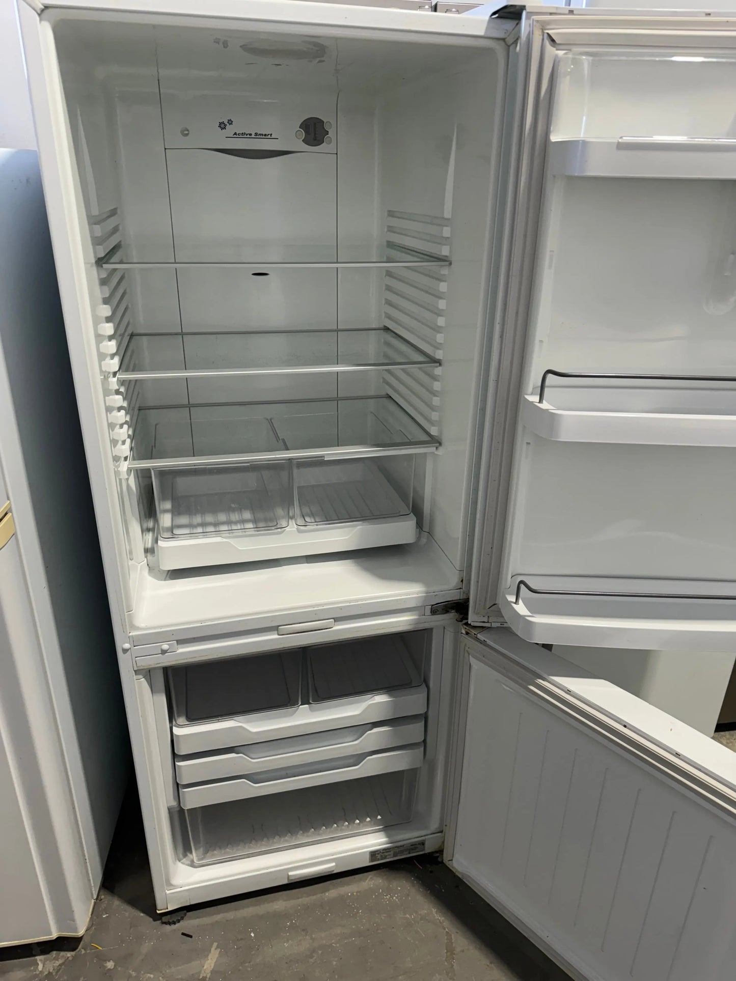 Refurbished Fisher and Paykel 373  Litres Fridge Freezer | PERTH