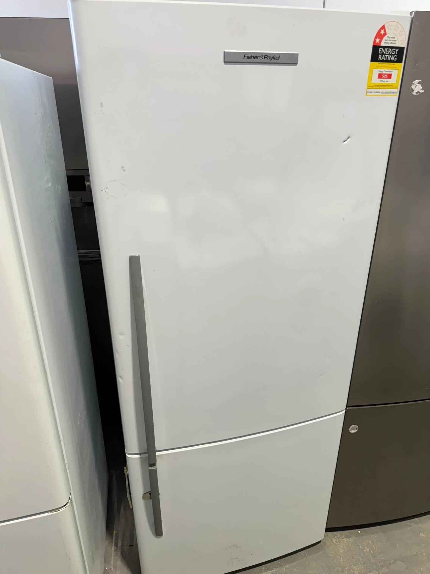 Refurbished Fisher and Paykel 442 Litres Fridge Freezer | PERTH