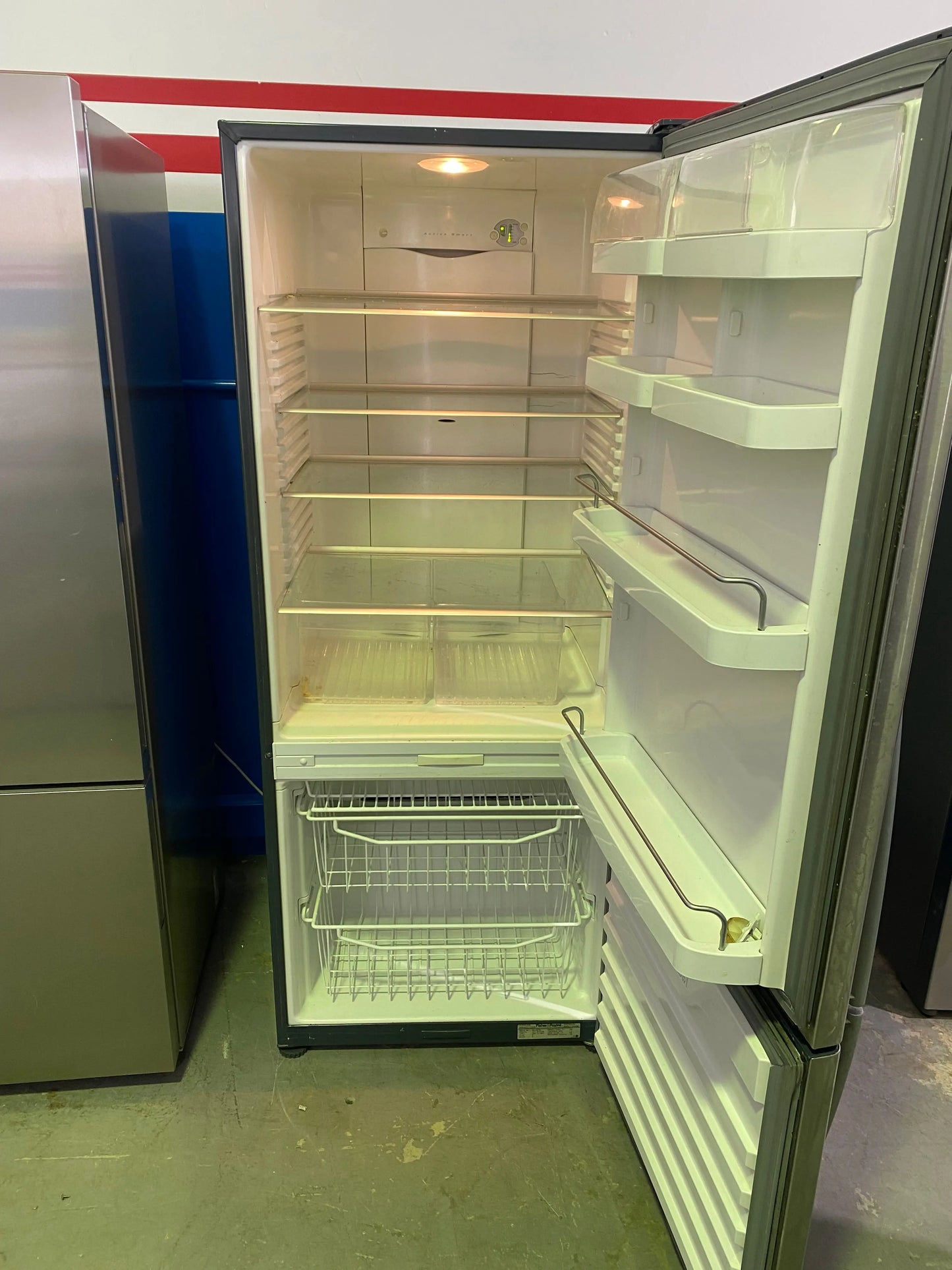 Refurbished Fisher and Paykel 442 Litres Fridge Freezer | PERTH