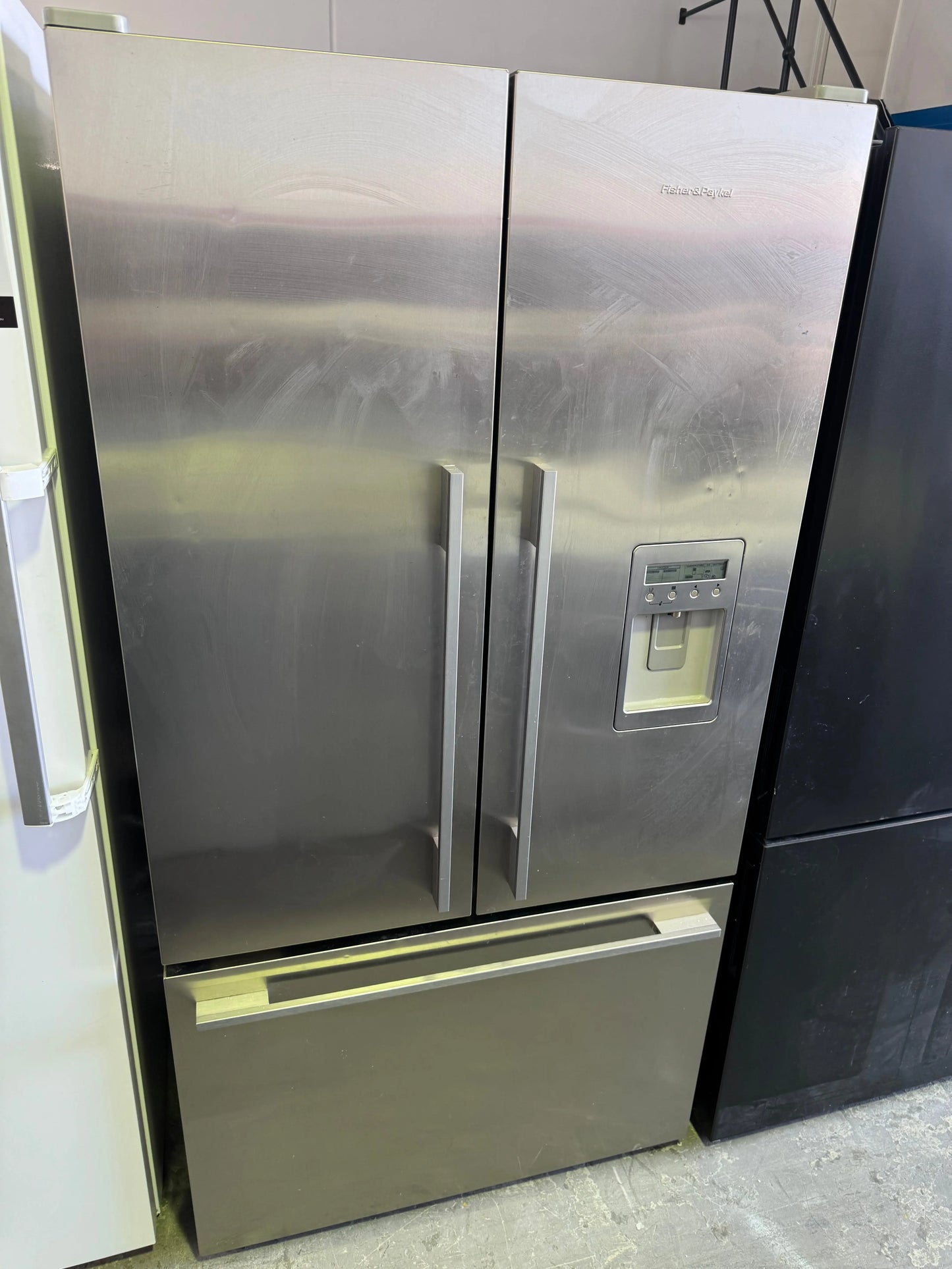 Refurbished Fisher and Paykel 620 Litres Fridge Freezer | PERTH