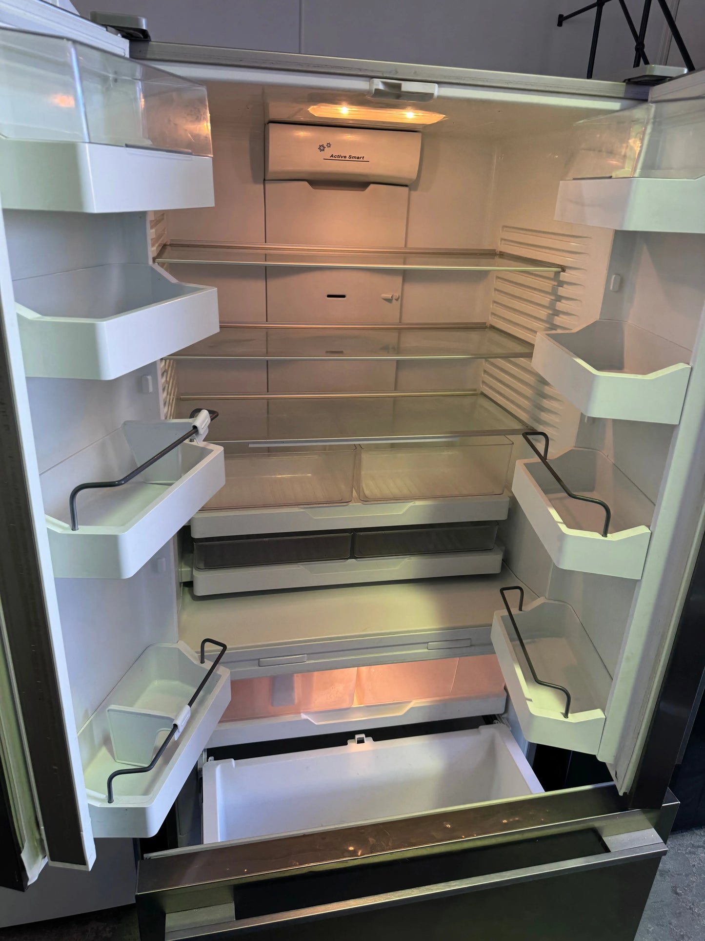 Refurbished Fisher and Paykel 620 Litres Fridge Freezer | PERTH