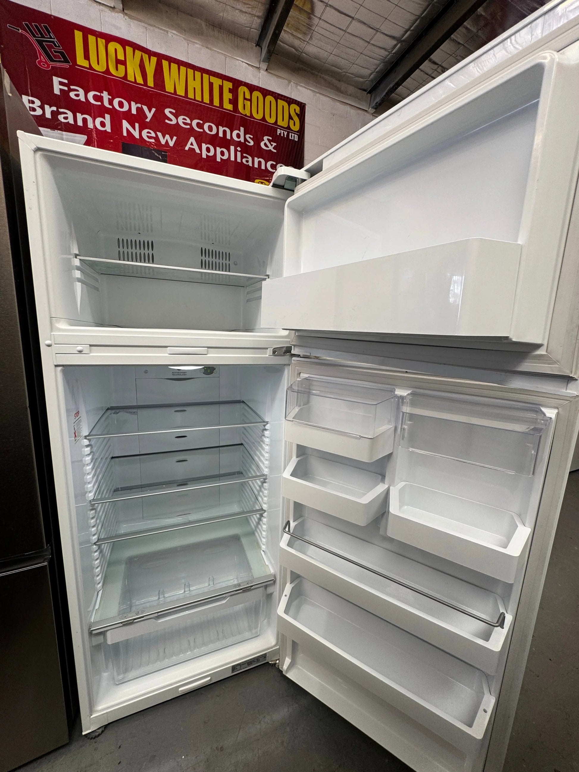 Refurbished Fisher and paykel fridge Freezer 380 L | SYDNEY