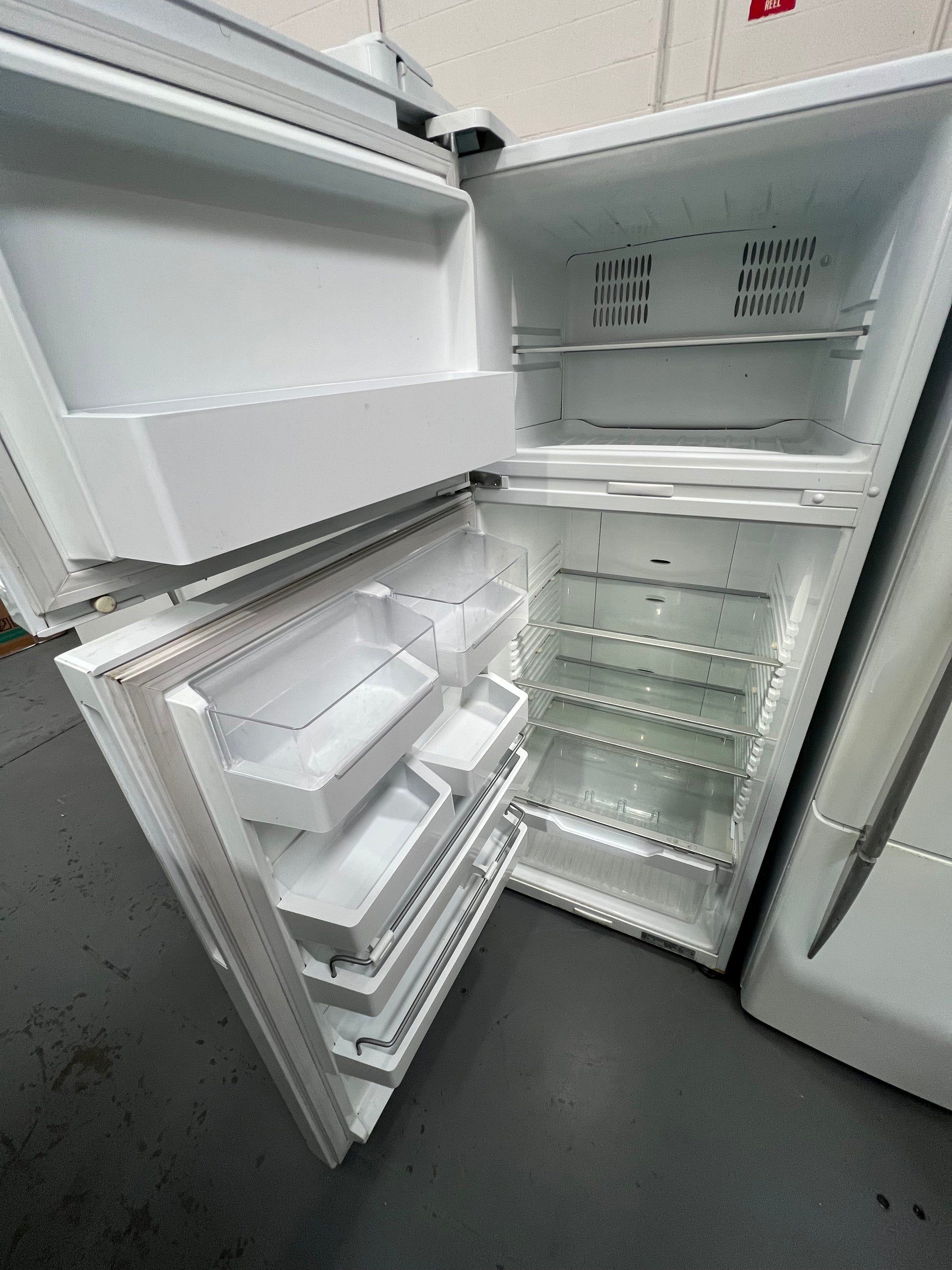 Refurbished Fisher&Paykel 380 Litres Fridge Freezer | ADELAIDE