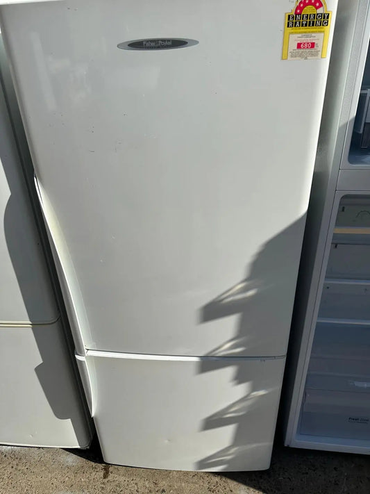 Refurbished Fisher&Paykel 404L Fridge Freezer | SYDNEY