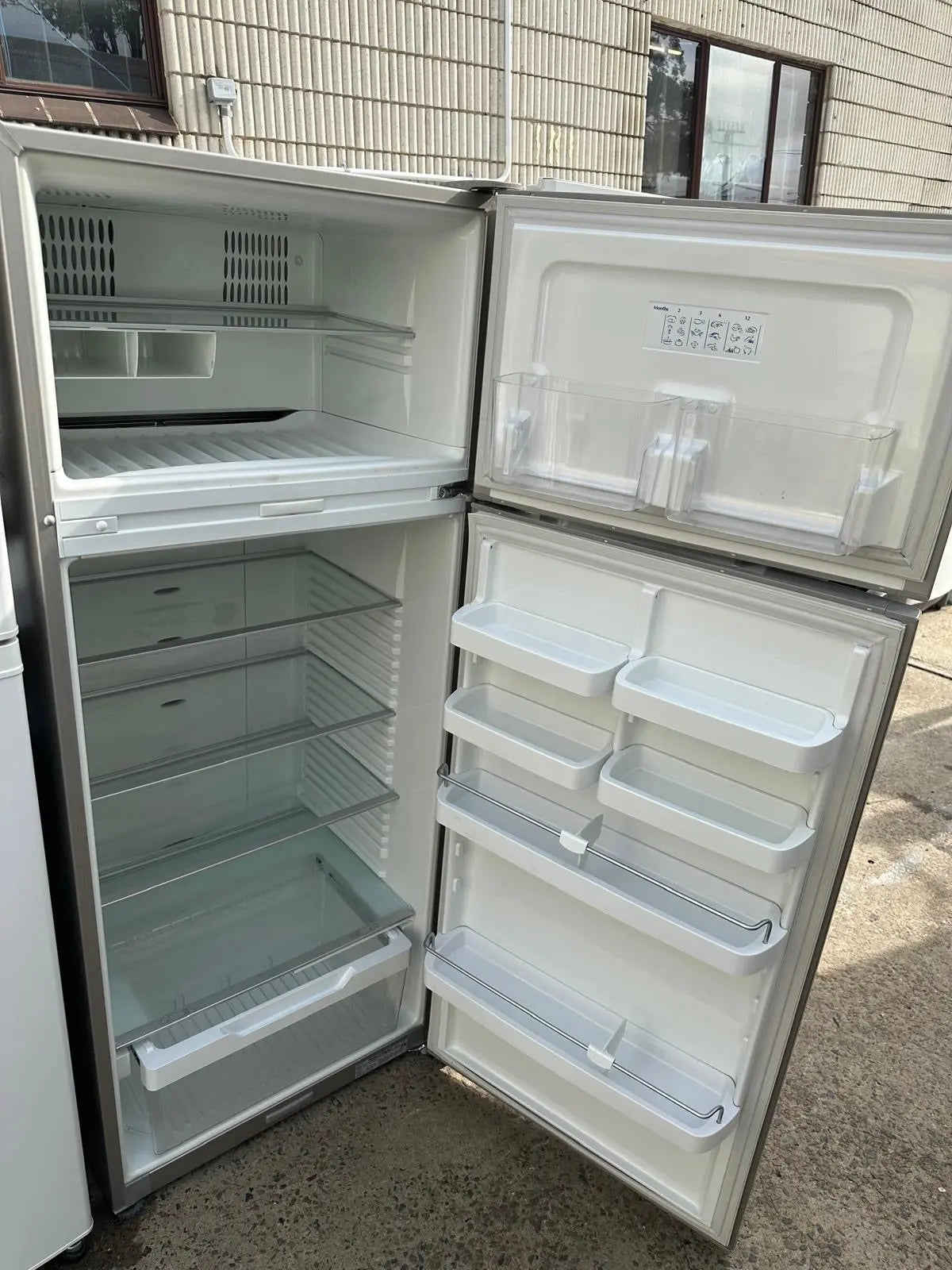 Refurbished Fisher&Paykel 447L Fridge Freezer | SYDNEY