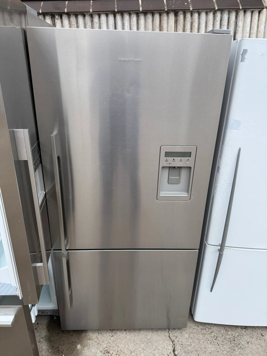 Refurbished Fisher&Paykel 520 ltr fridge freezer | SYDNEY