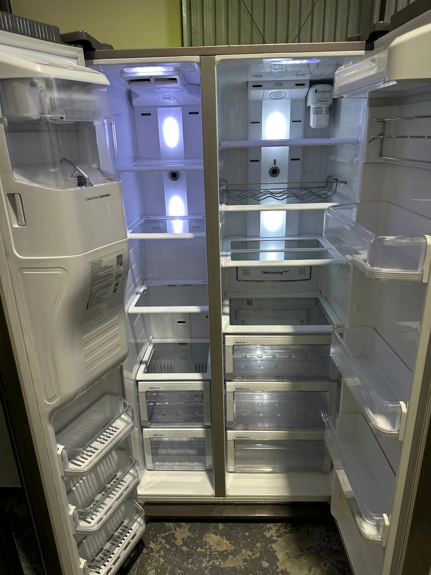 Refurbished Fisher&Paykel 691L fridge freezer | BRISBANE