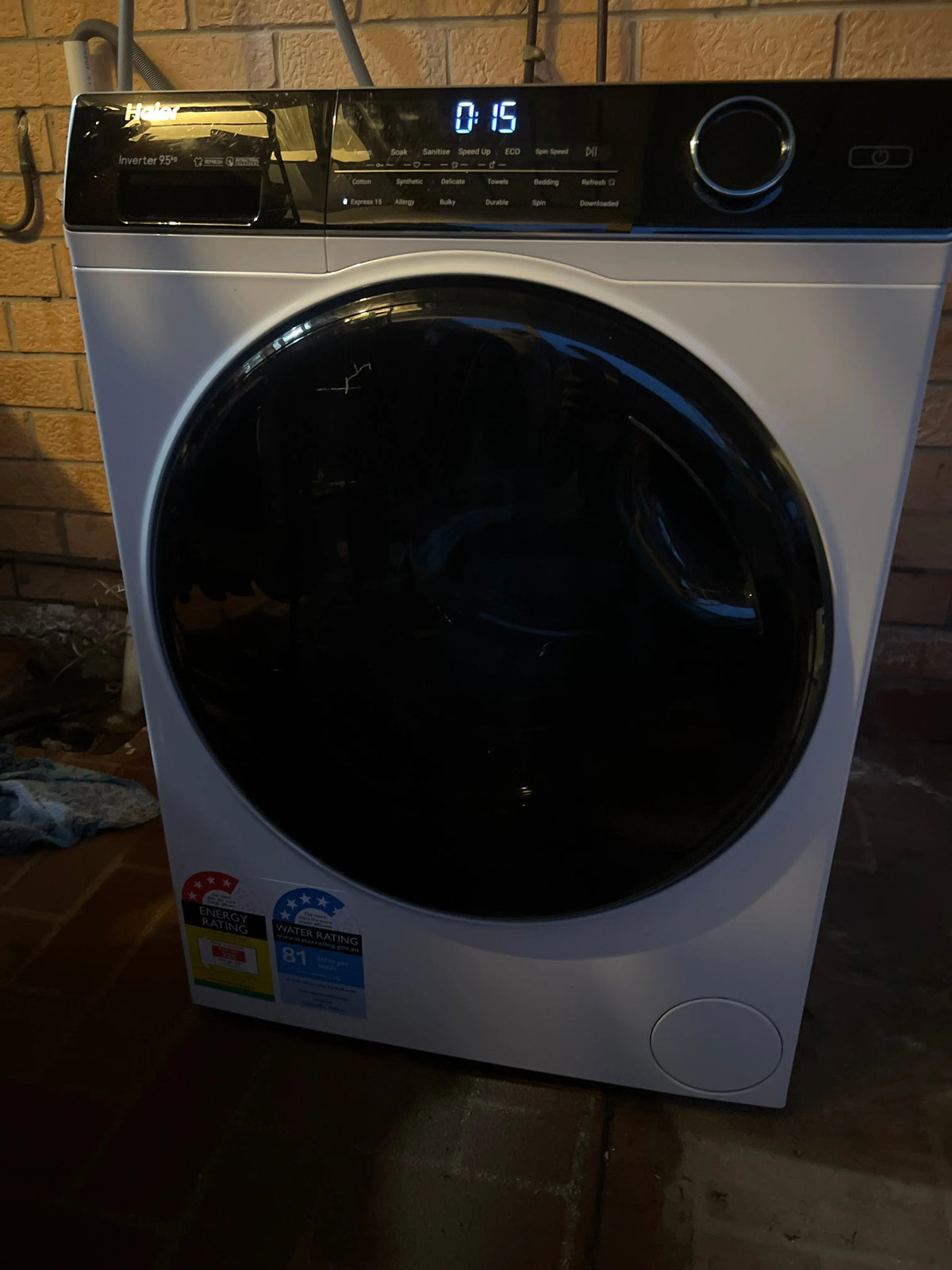 Refurbished Haier 9.5kgs front loader washer (3 months warranty) | ADELAIDE