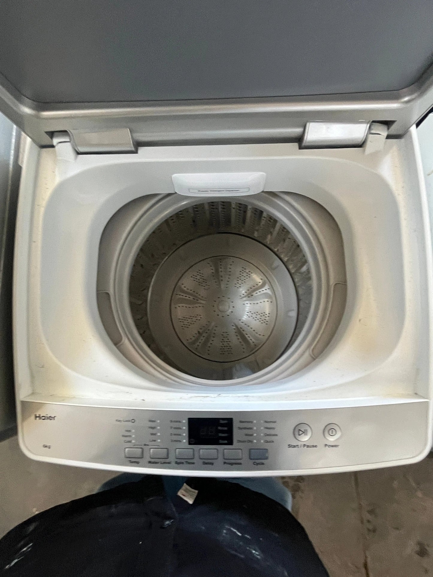 Refurbished Haier clothes washer Model HWT60AWI
Load capacity 6.0kg | ADELAIDE