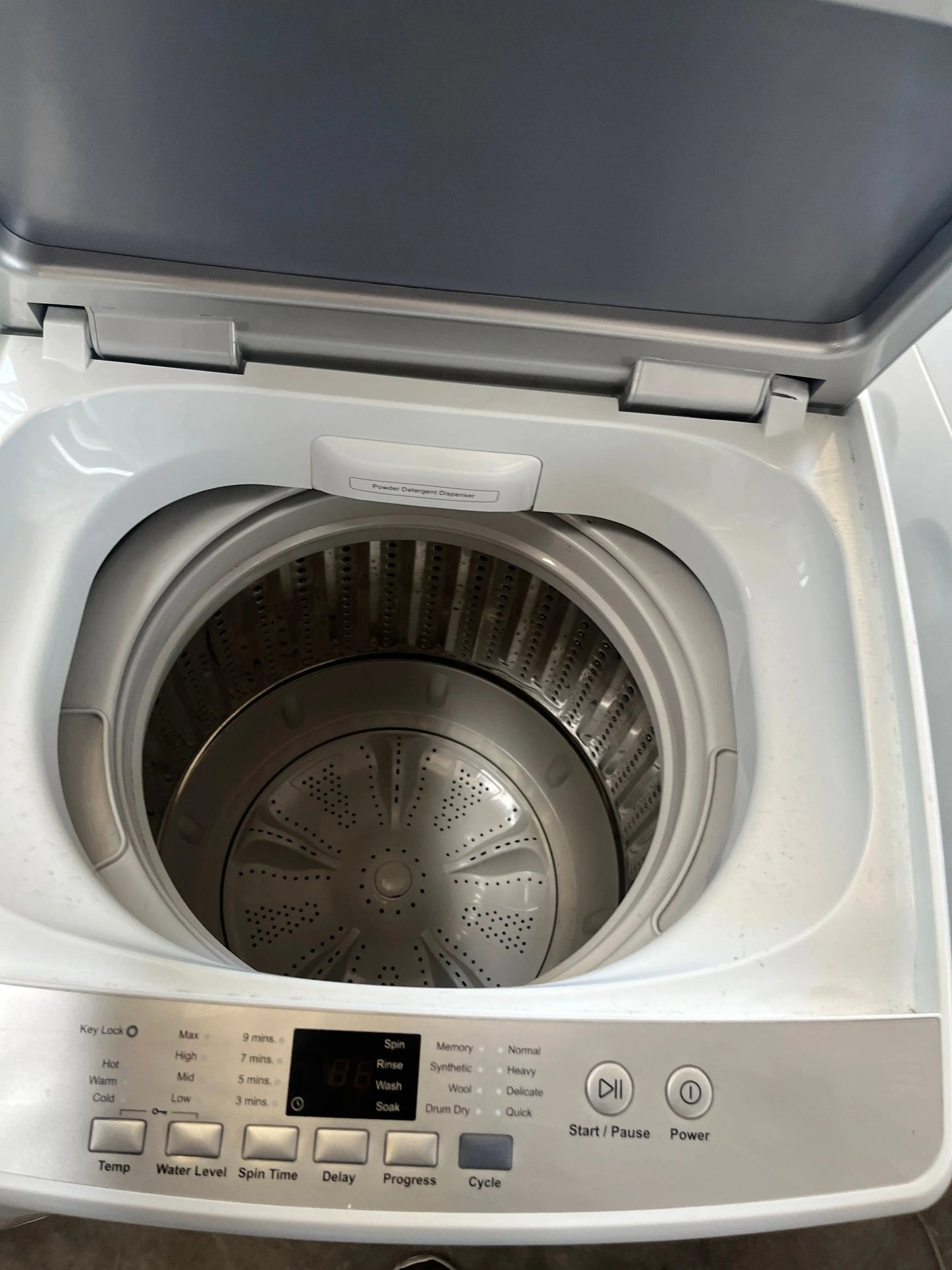 Refurbished Haier clothes washer Model HWT60AWI
Load capacity 6.0kg | ADELAIDE