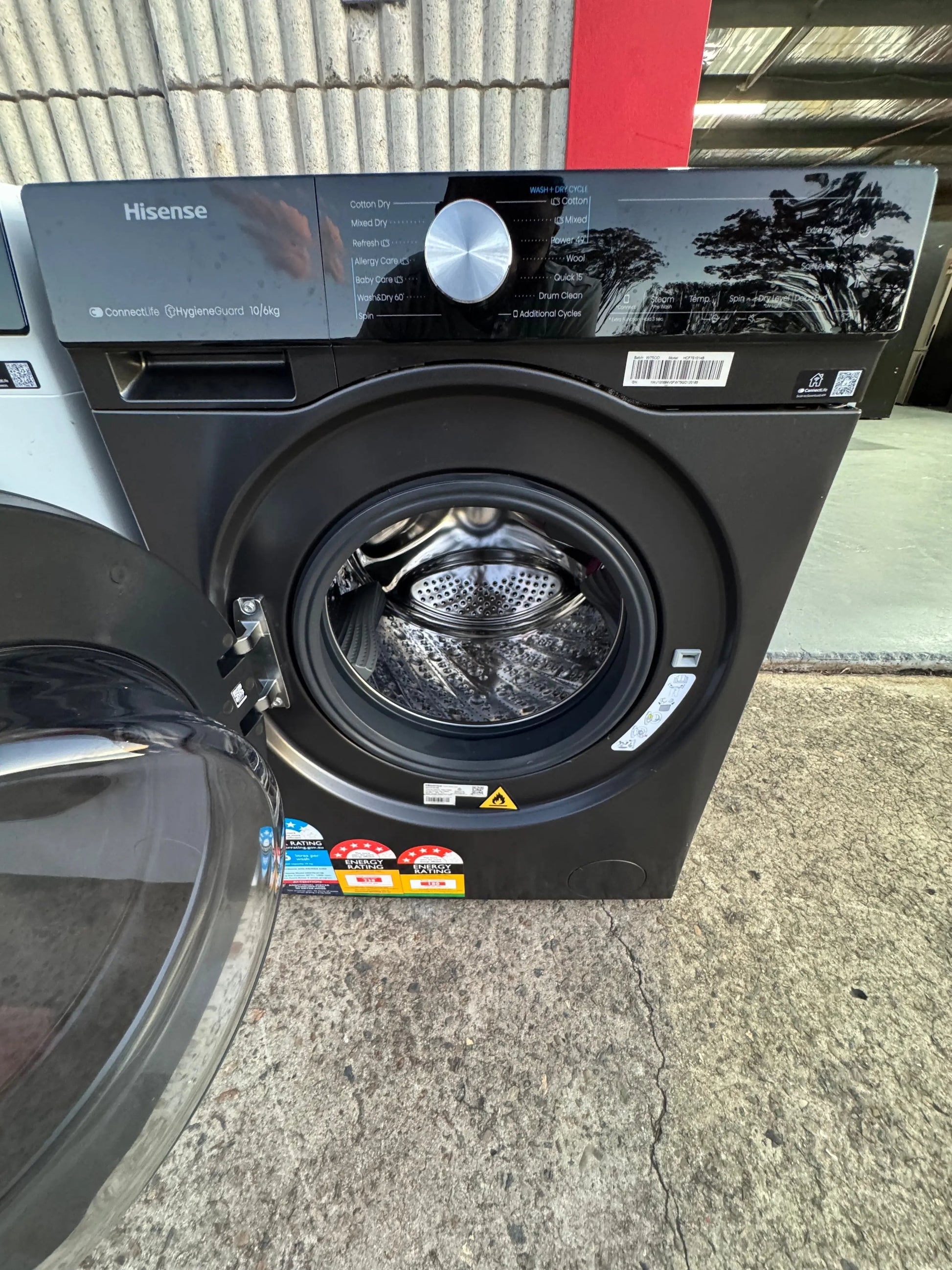 Refurbished Hisense 10 kg washing machine | SYDNEY