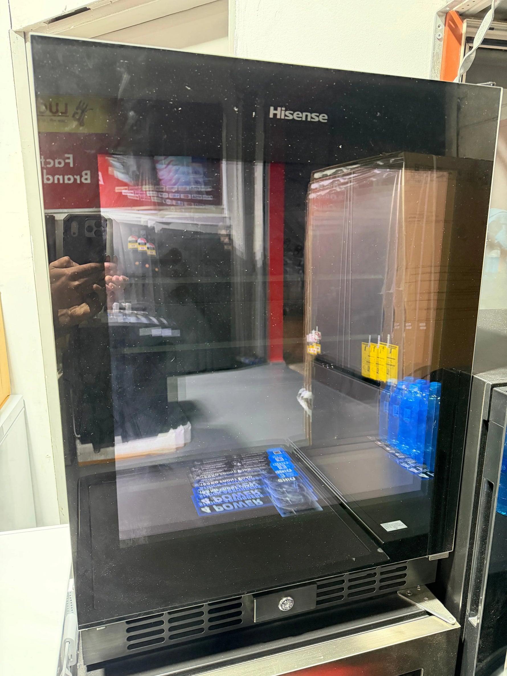 Refurbished Hisense 137 ltr beverage cooler