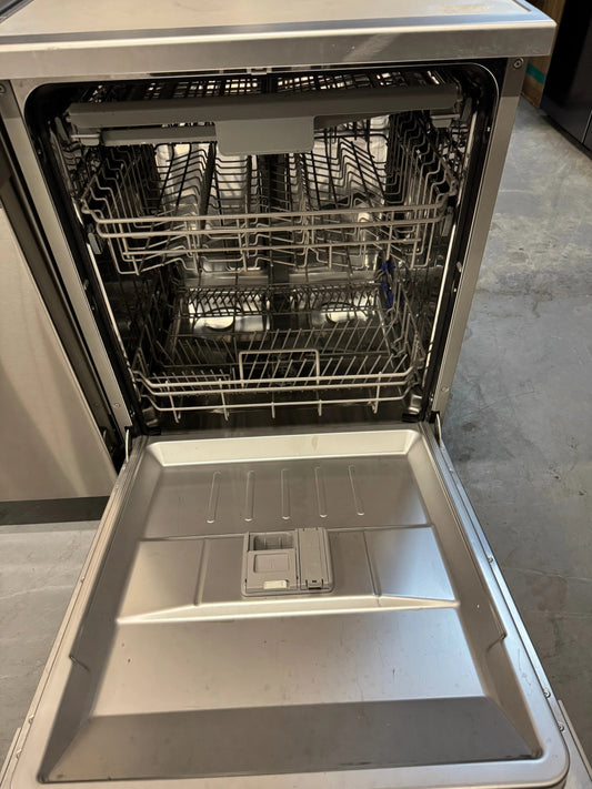 Refurbished Hisense 14 place setting Dishwasher | SYDNEY