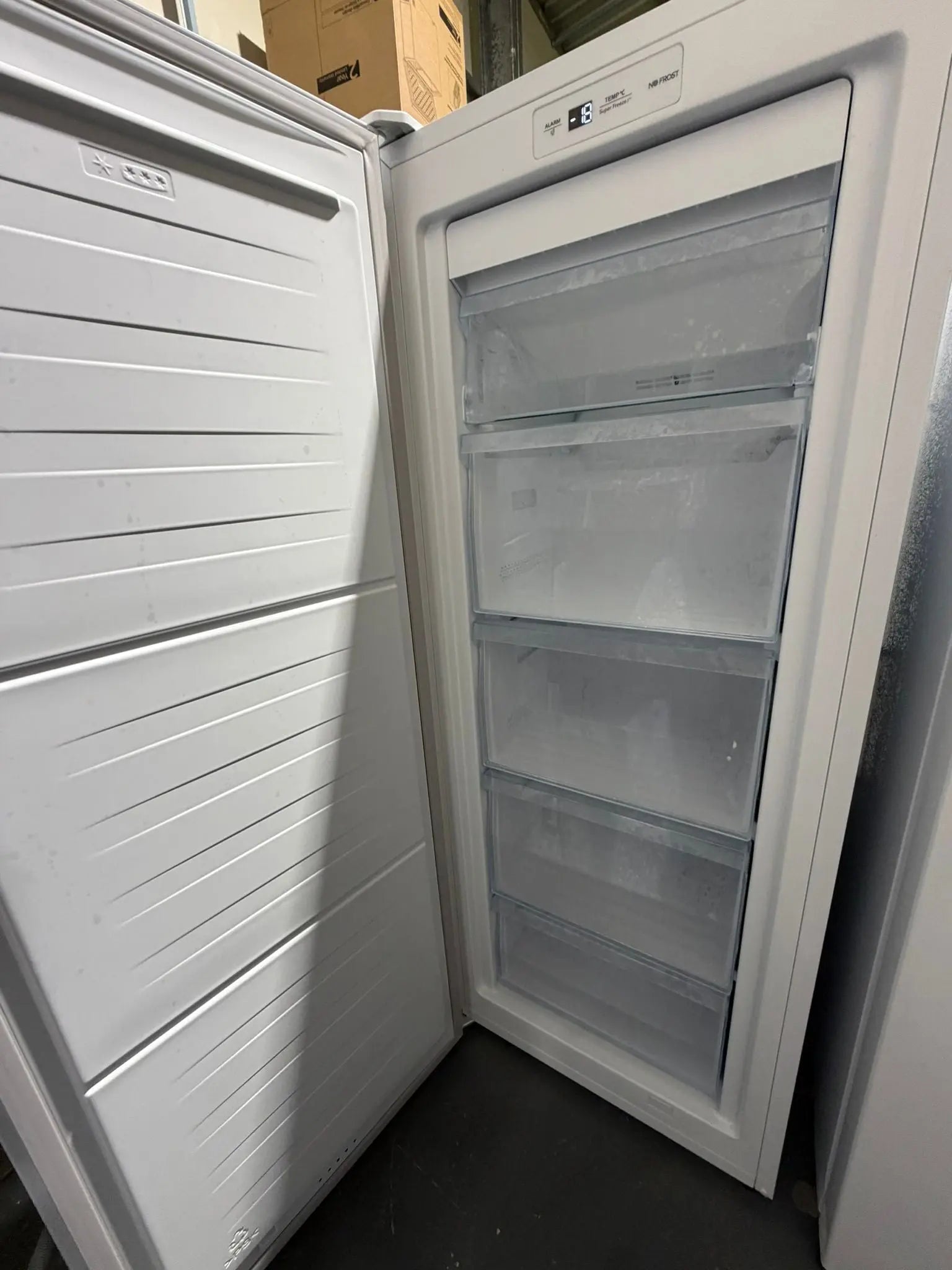 Refurbished Hisense 155L Vertical Freezer – HRVF155 | BRISBANE
