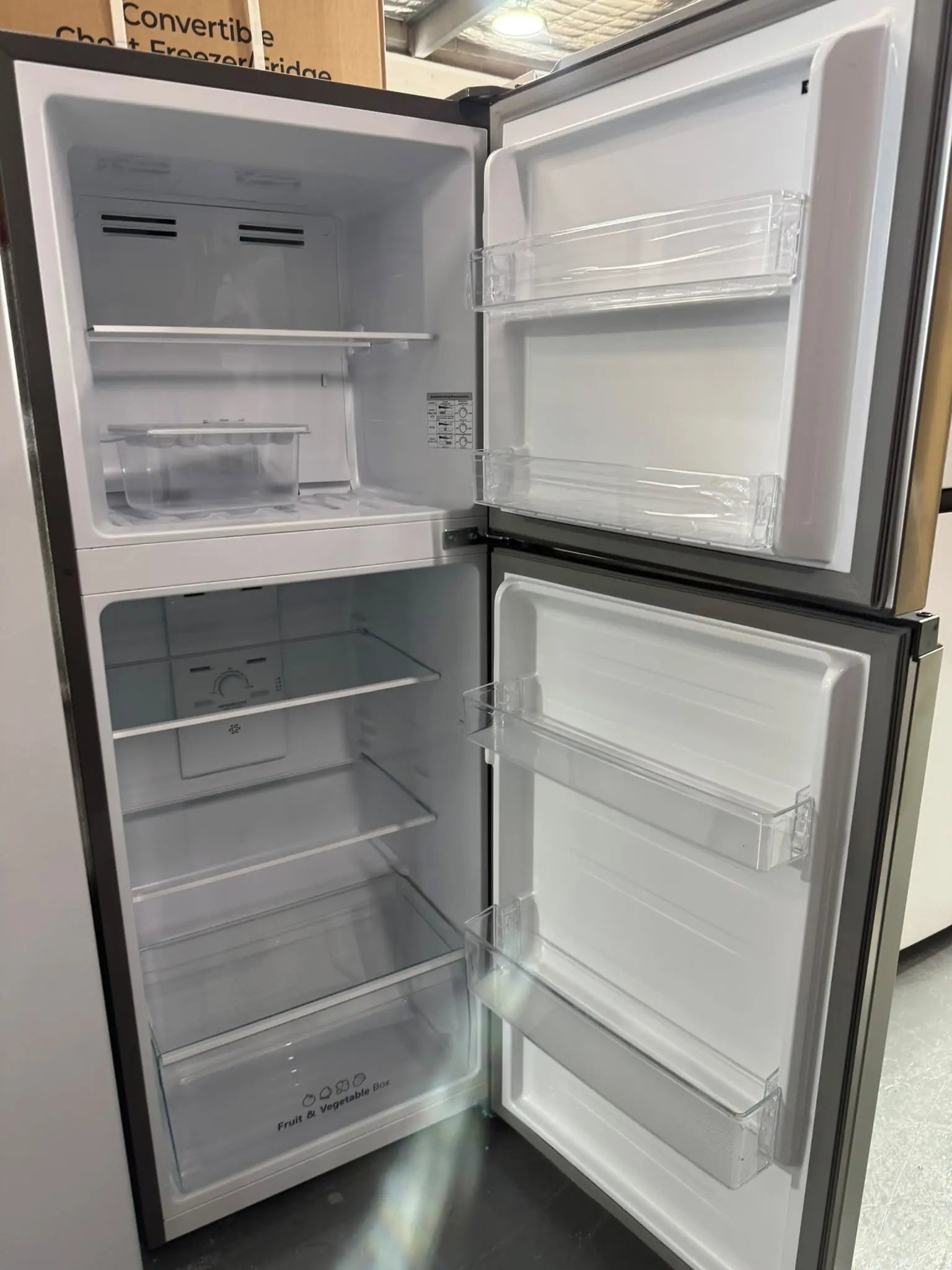 Refurbished Hisense 205L Top Mount Fridge Freezer | SYDNEY