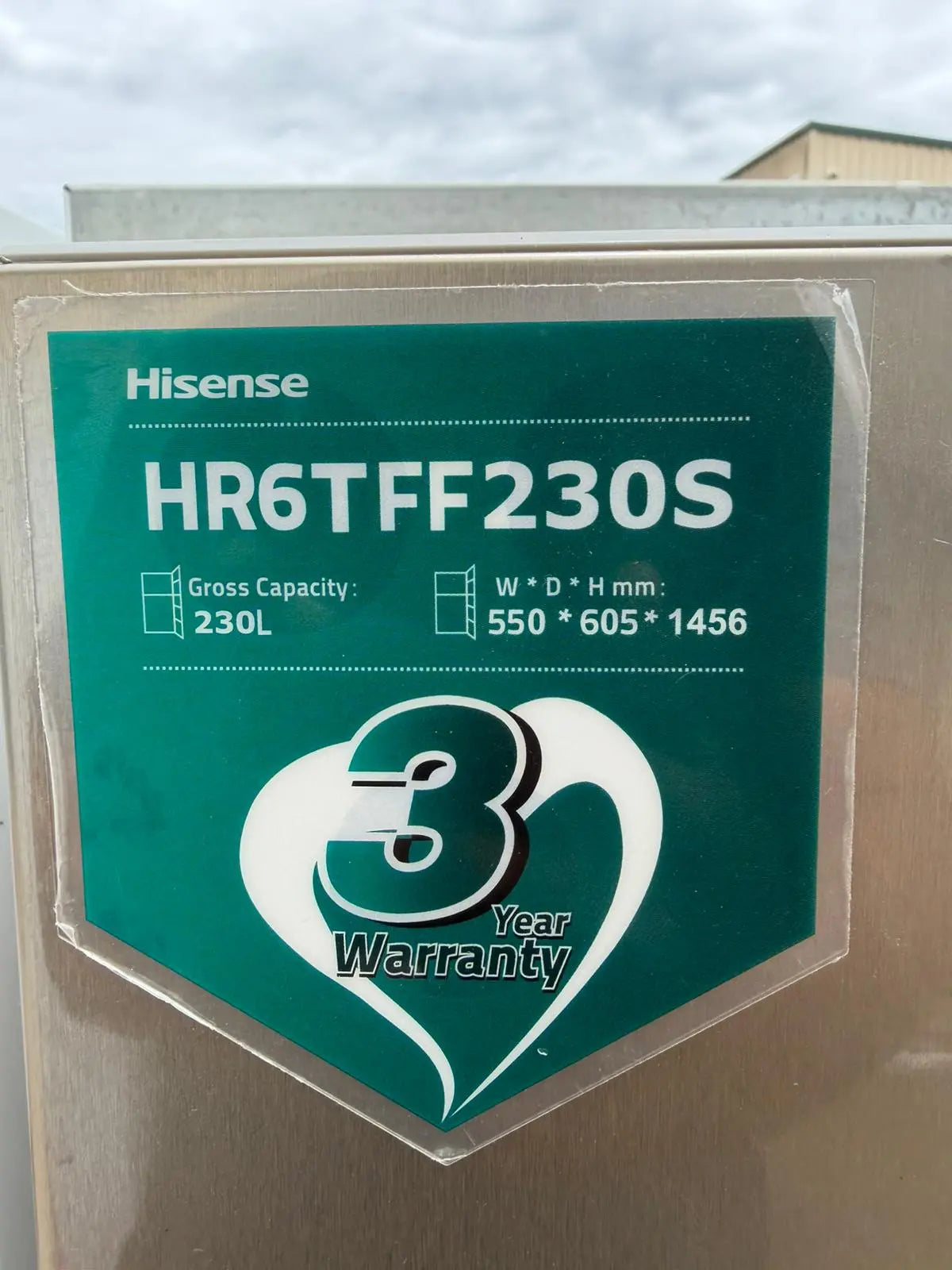 Refurbished Hisense 230L Top Mount Fridge Freezer – HR6TFF230S | BRISBANE