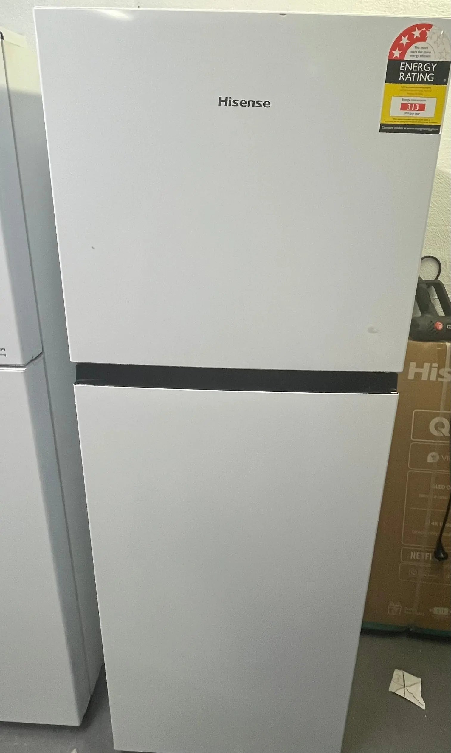 Refurbished Hisense 325L fridge freezer | ALEXANDRIA