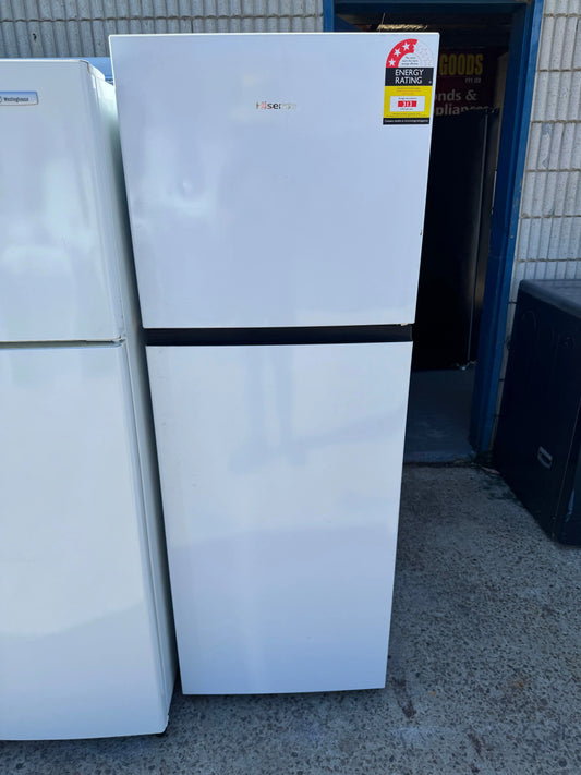 Refurbished Hisense 326L Fridge Freezer | SYDNEY