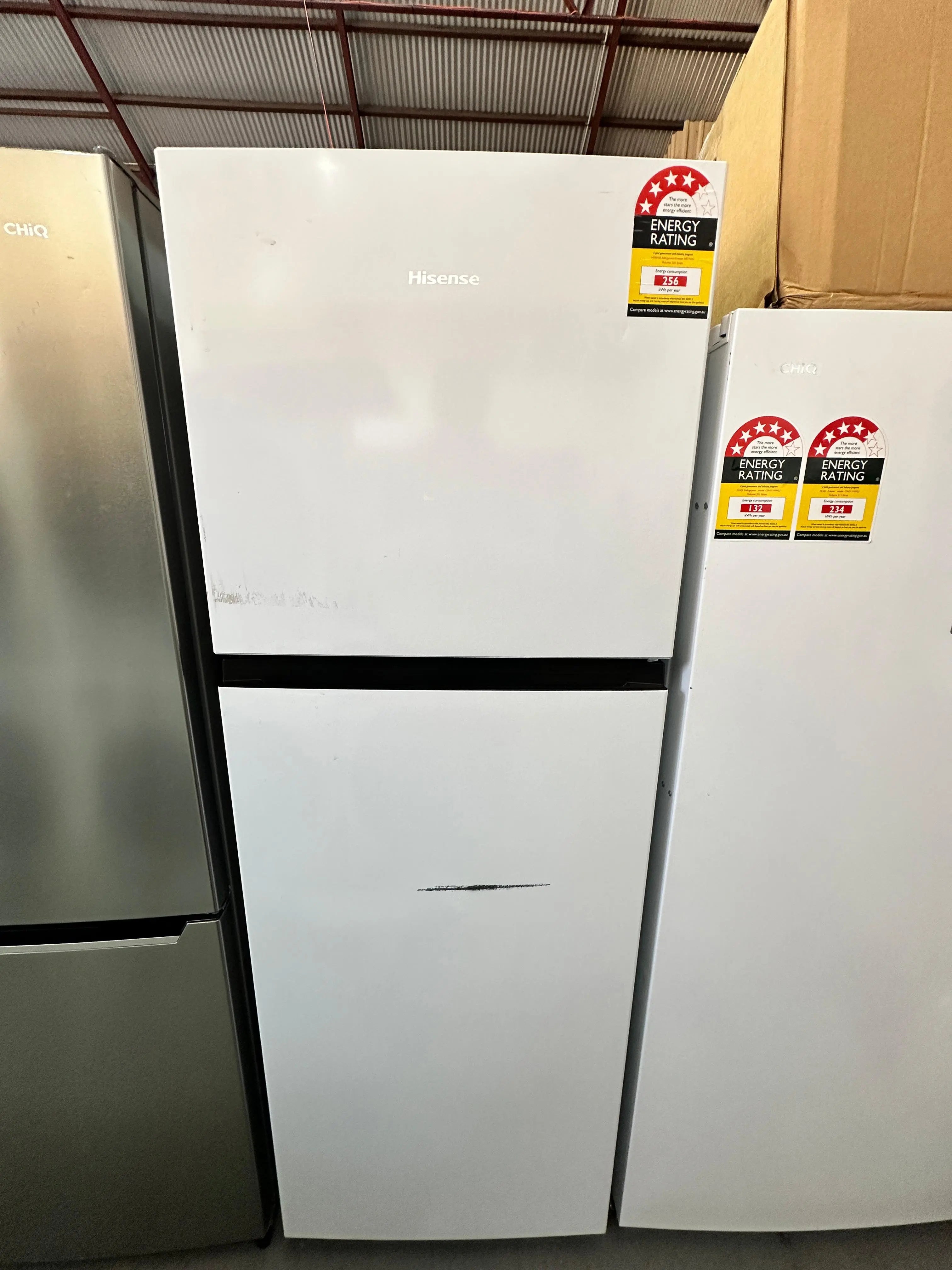 Refurbished Hisense 326L Top Mount Fridge Freezer | ADELAIDE