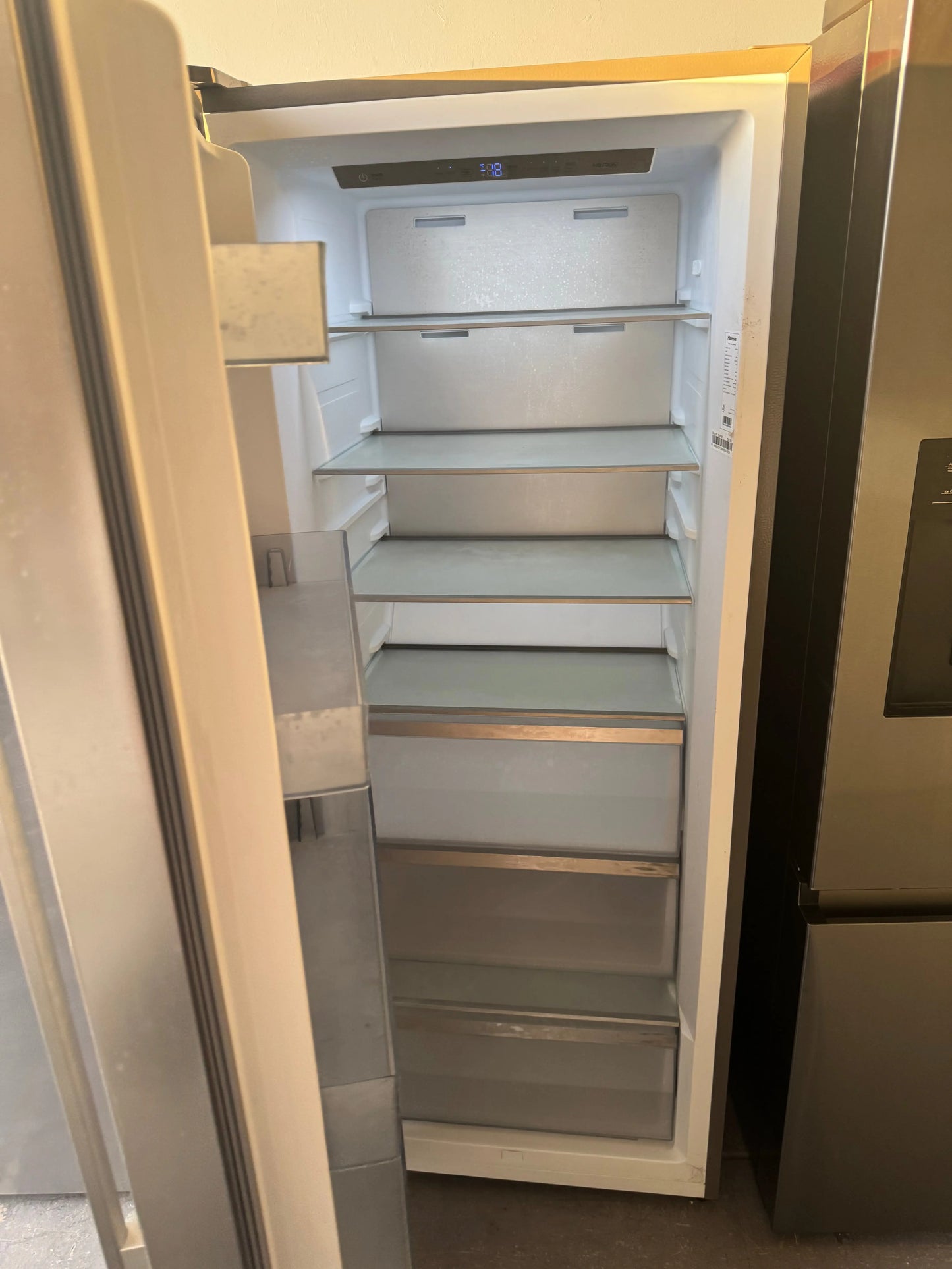 Refurbished Hisense 384 Litres Fridge or Freezer | PERTH