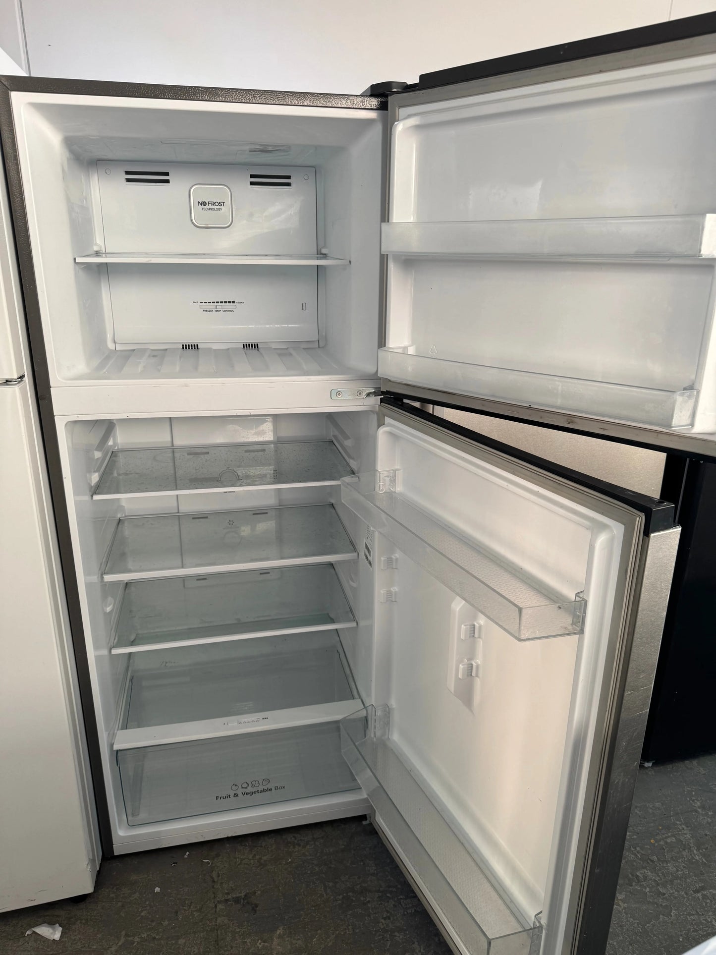 Refurbished  Hisense 424 Litres Fridge Freezer | PERTH