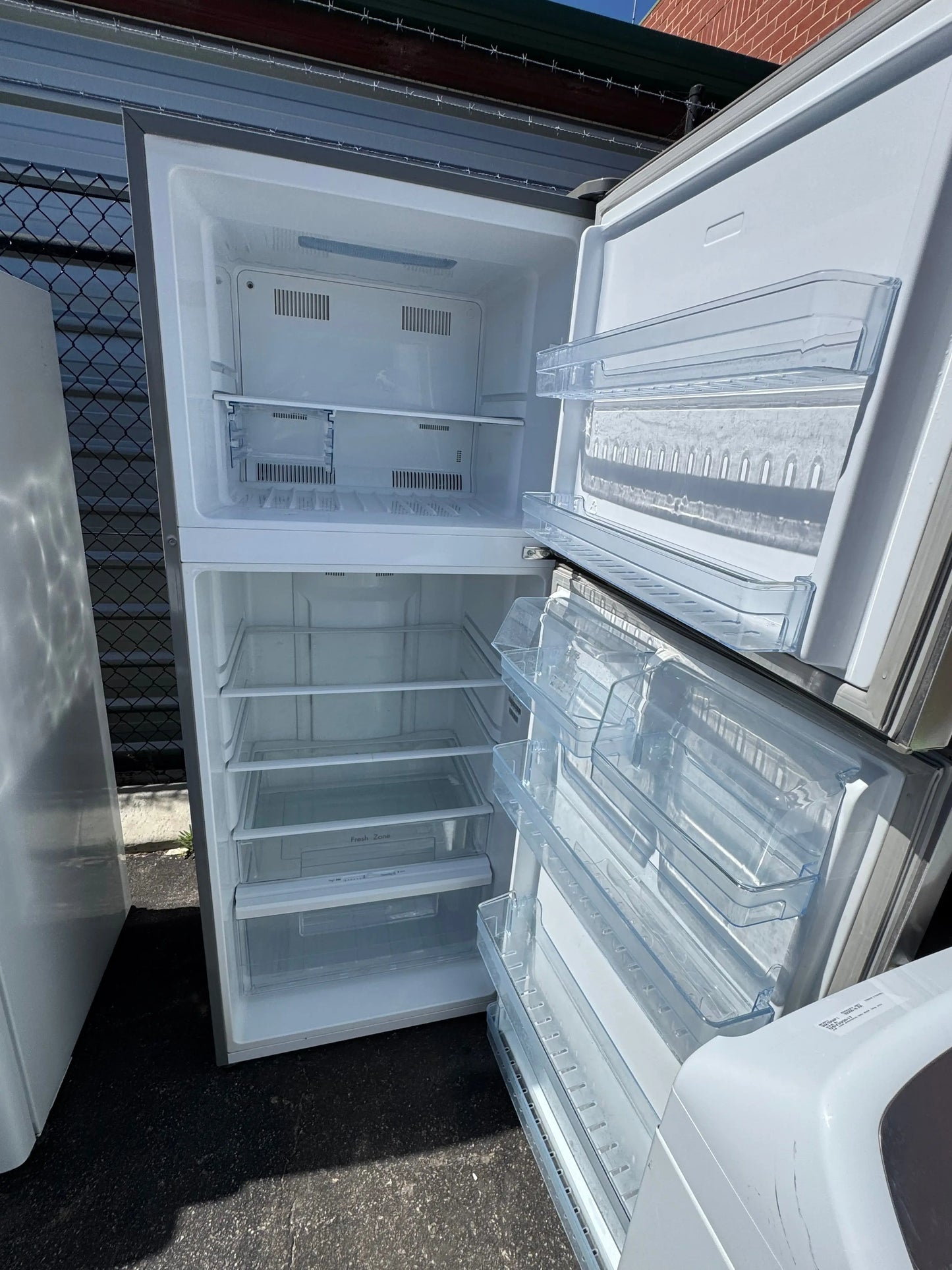 Refurbished Hisense 436 litres fridge freezer | PERTH