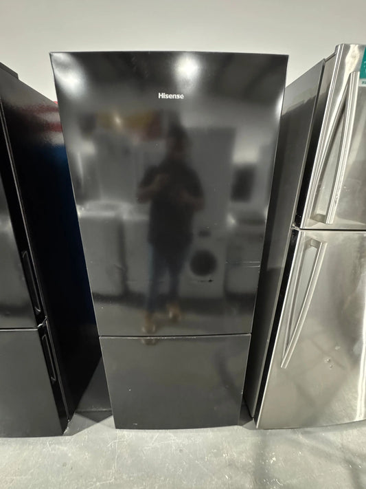 Refurbished Hisense 453 litres fridge freezer | PERTH