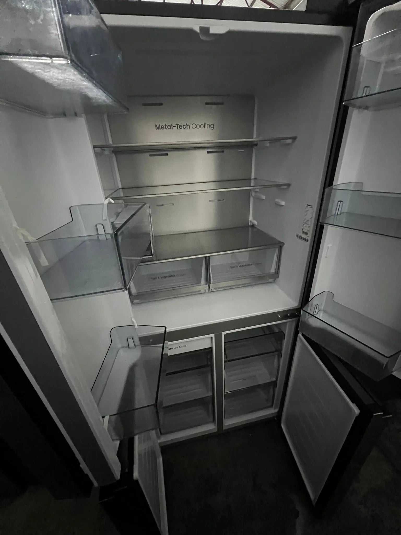 Refurbished Hisense 483 Litres Fridge Freezer | ADELAIDE