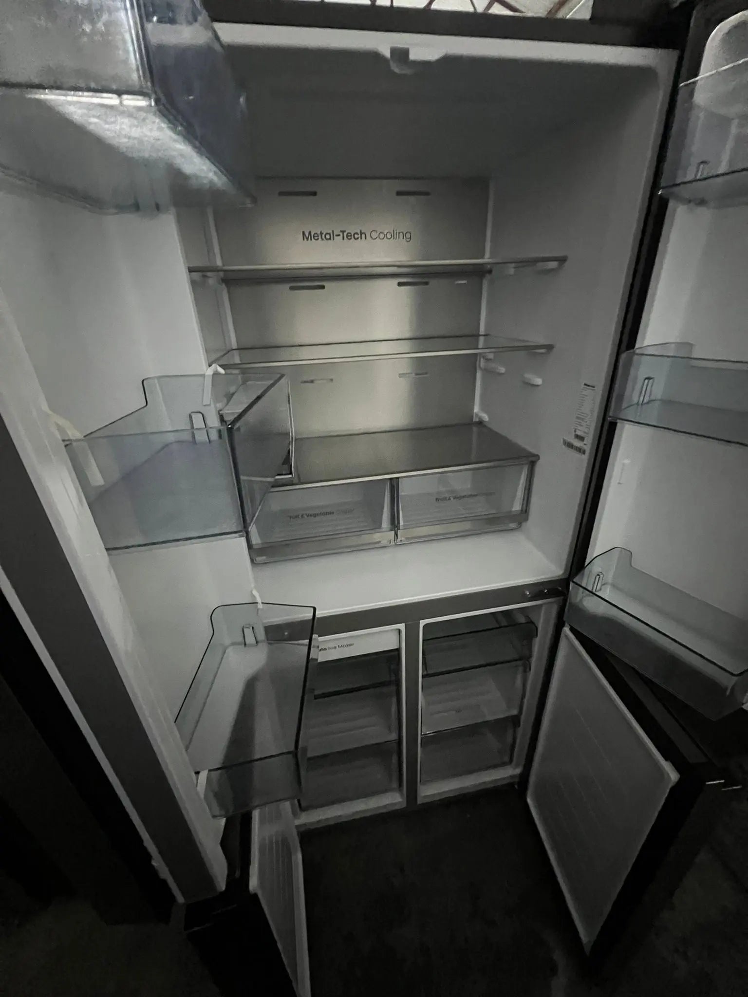 Refurbished Hisense 483 Litres Fridge Freezer | ADELAIDE