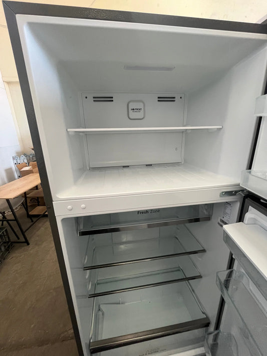 Refurbished Hisense 496L Fridge Freezer HRTF496SW | ADELAIDE