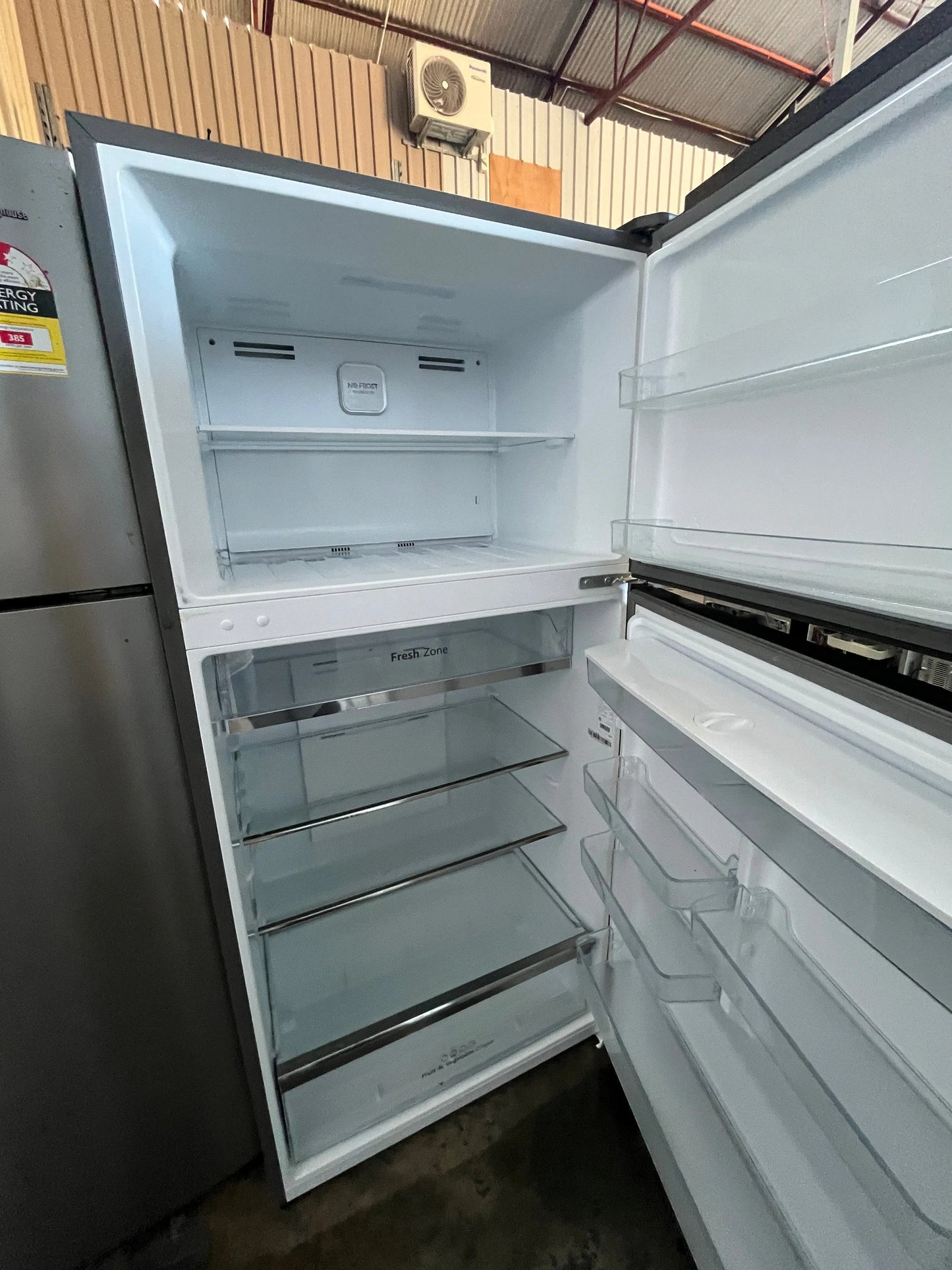 Refurbished Hisense 496L Top Mount Freezer - Silver | ADELAIDE