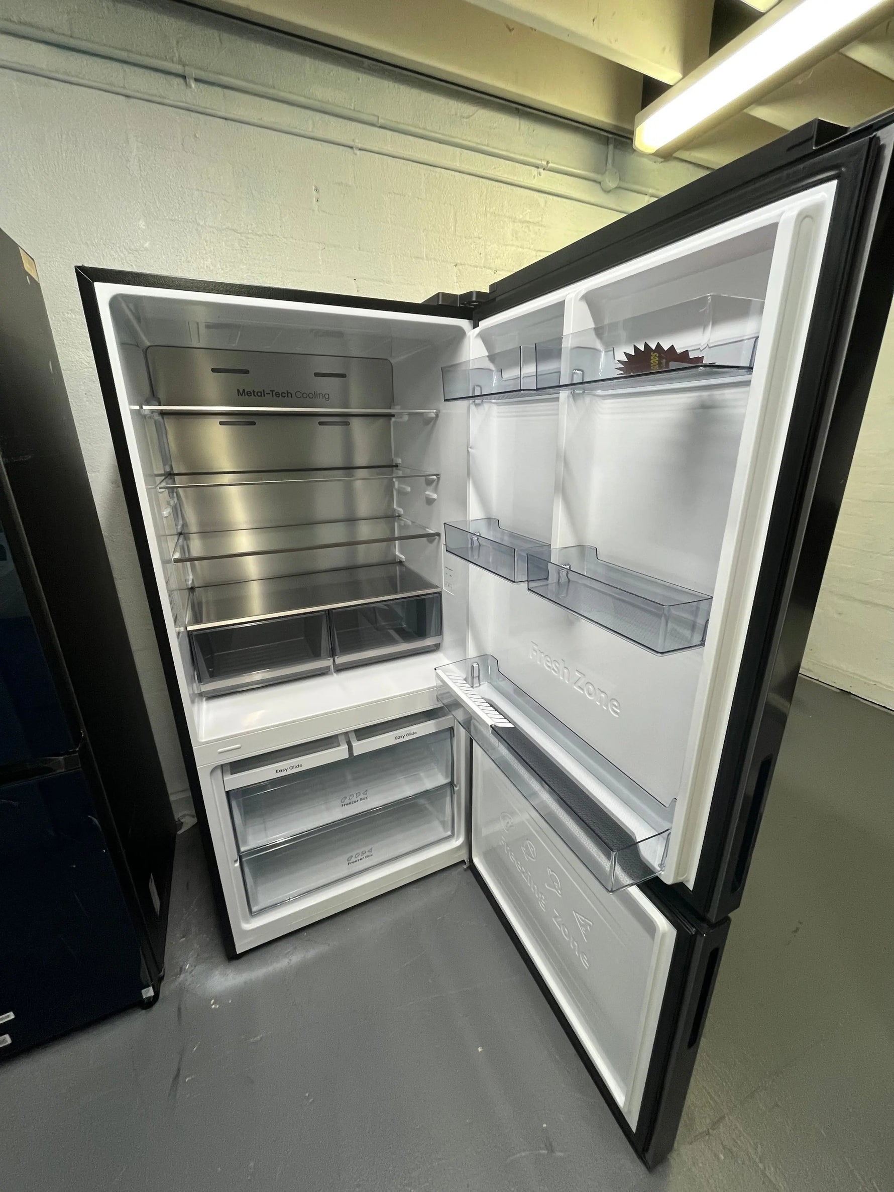 Refurbished Hisense 503L Bottom Mount Fridge + Refurbished Fisher & Paykel 10kg Top Load Washer Combo – HRBM503E + WA1068G1 | ALEXANDRIA