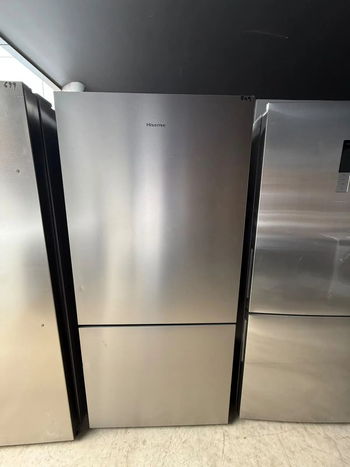 Refurbished Hisense 503L Fridge Freezer HRBM503S | MELBOURNE