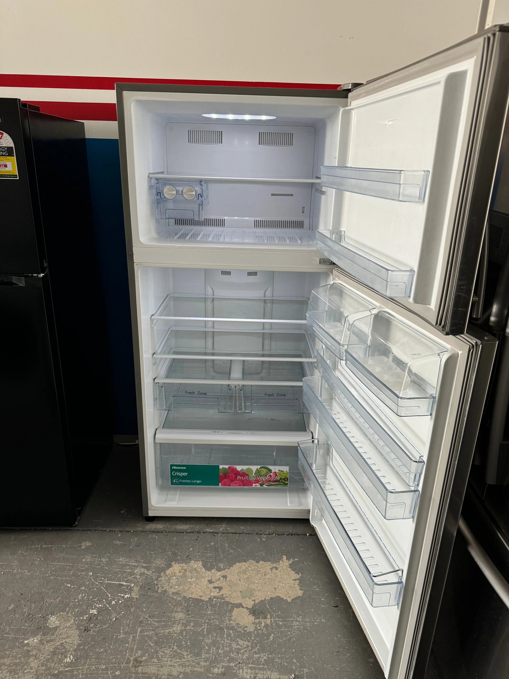 Refurbished Hisense 526 Litres Fridge Freezer | PERTH