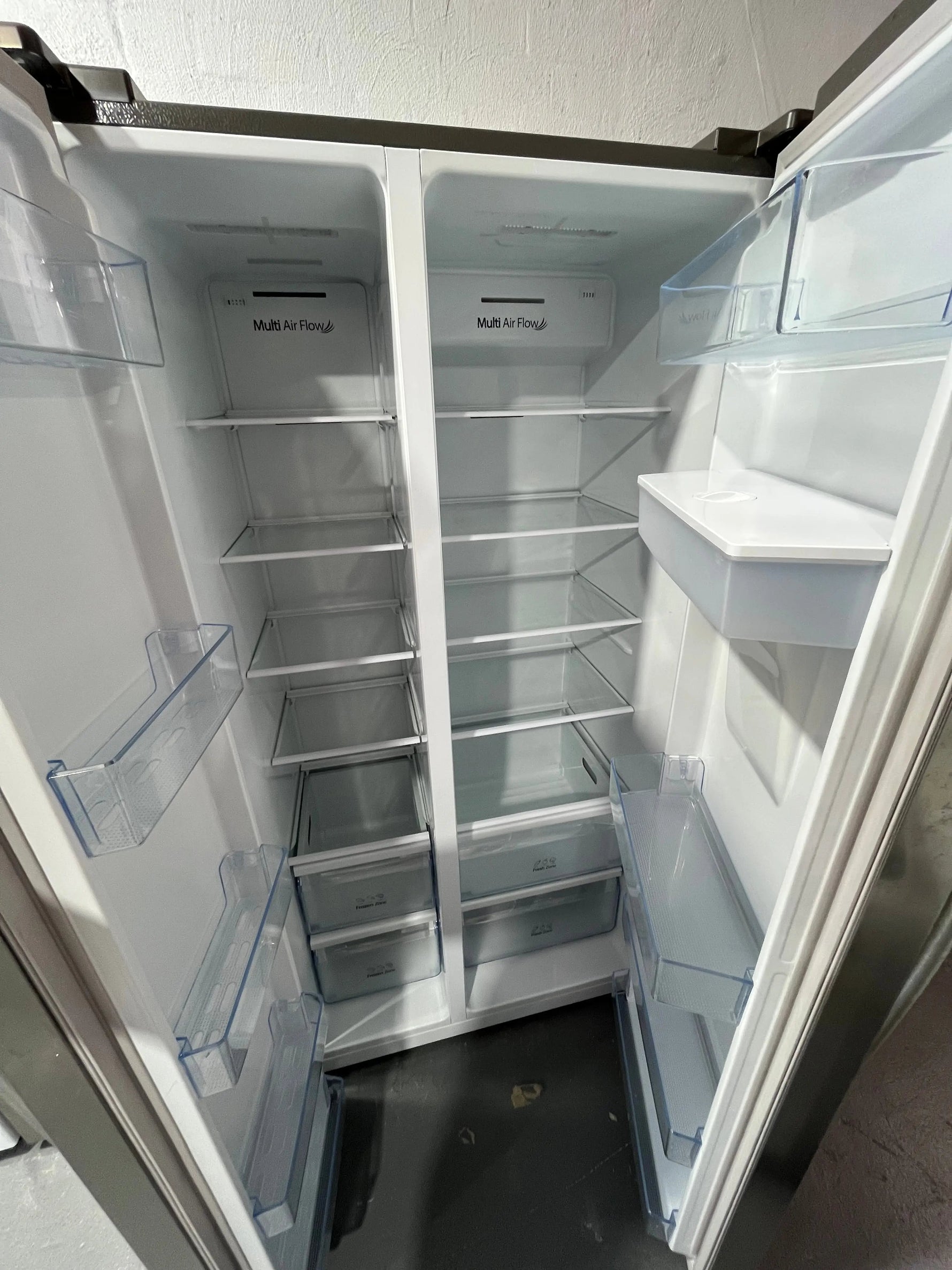 Refurbished Hisense 578L side by side door fridge freezer | ALEXANDRIA