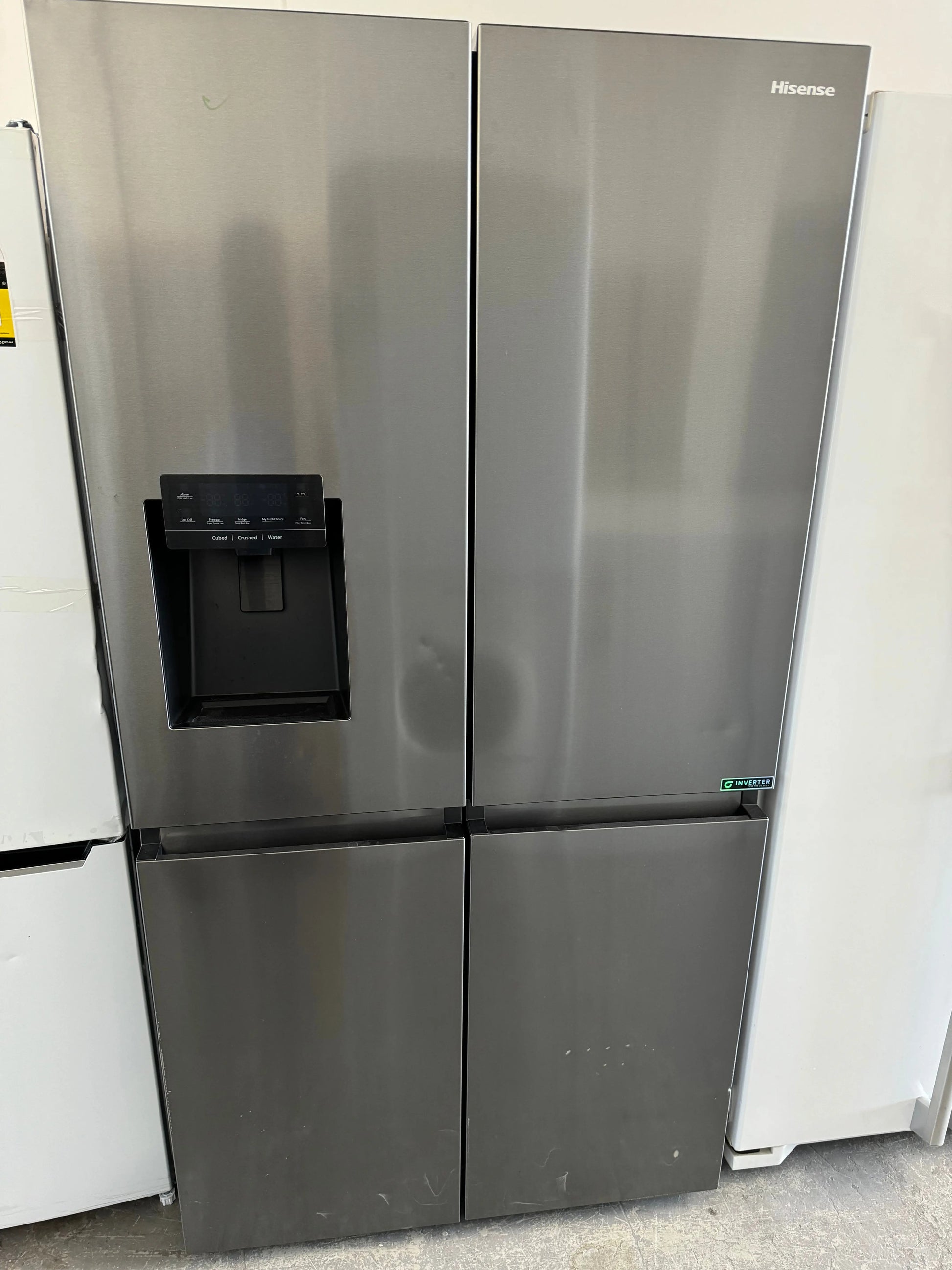 Refurbished Hisense 585 Litres Fridge Freezer | PERTH