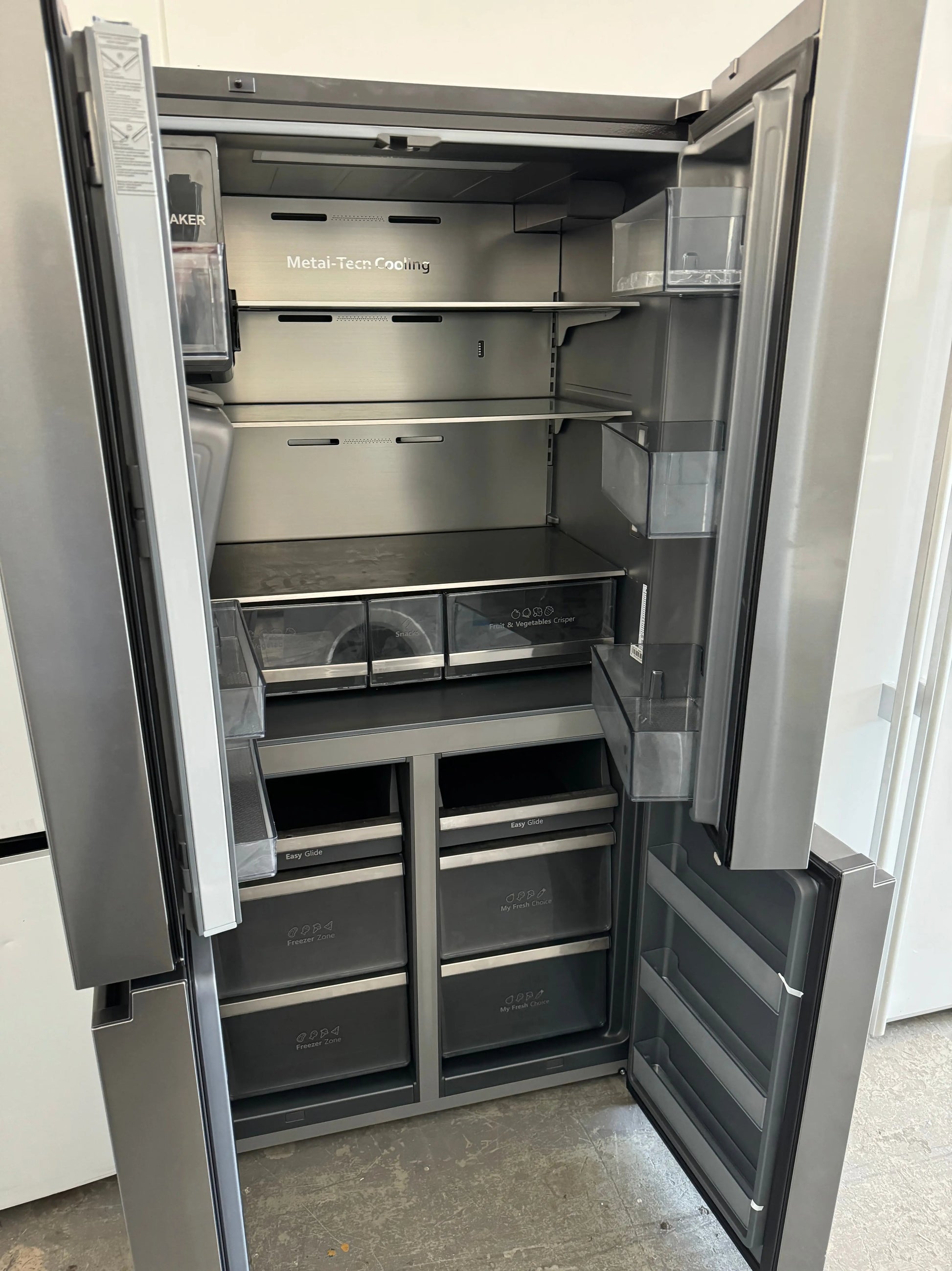 Refurbished Hisense 585 Litres Fridge Freezer | PERTH