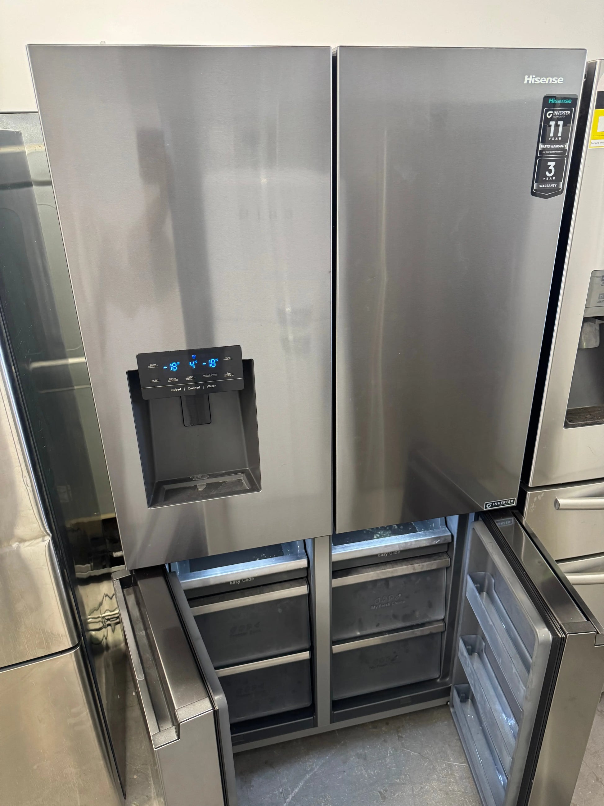 Refurbished Hisense 586 Litres Fridge Freezer | PERTH