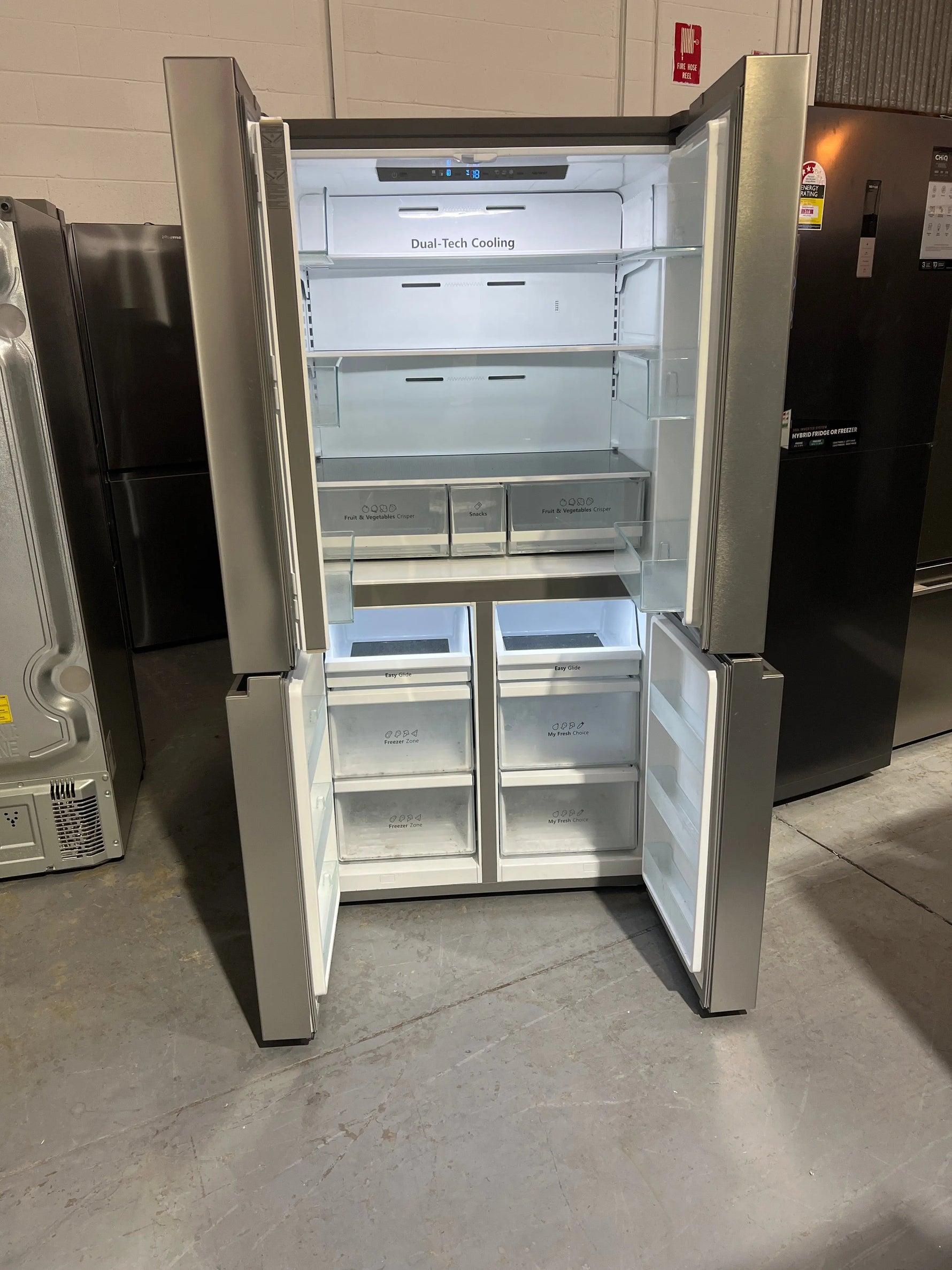 Refurbished Hisense 609 Litres Fridge Freezer | ADELAIDE