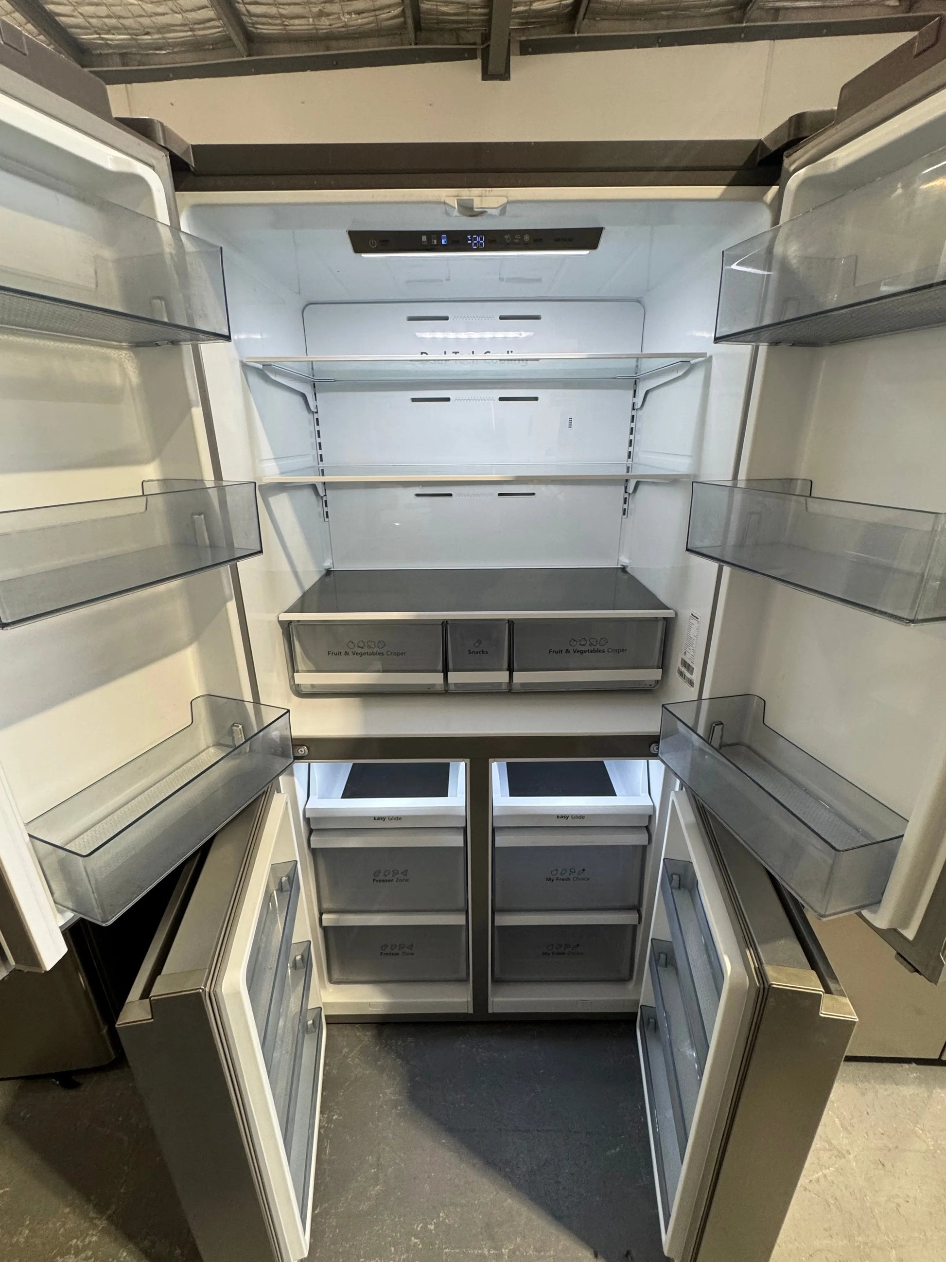 Refurbished Hisense 609 litres fridge freezer | PERTH