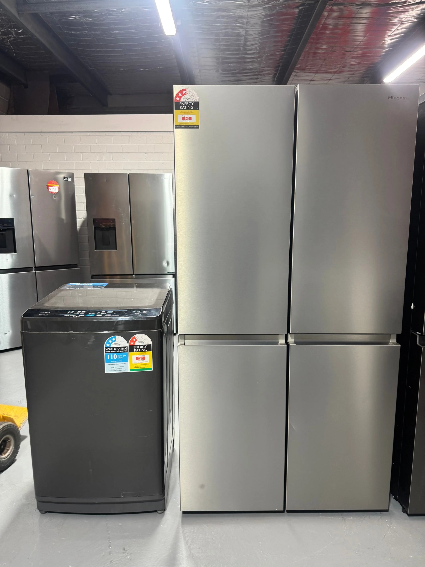 Refurbished Hisense 609L French Door Fridge Stainless Steel HRCD610TS And CHIQ 8kg Washing Machine Combo | SYDNEY