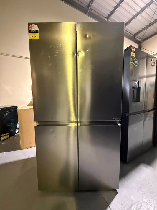 Refurbished Hisense 609L Fridge Freezer | BRISBANE